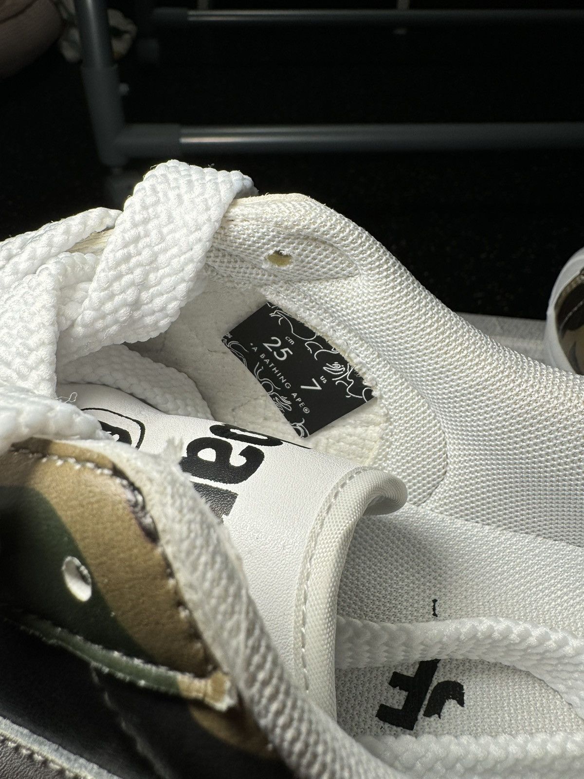 Bape 1ST CAMO SKULL STA M1 Size US 7 / EU 40 - 8 Thumbnail