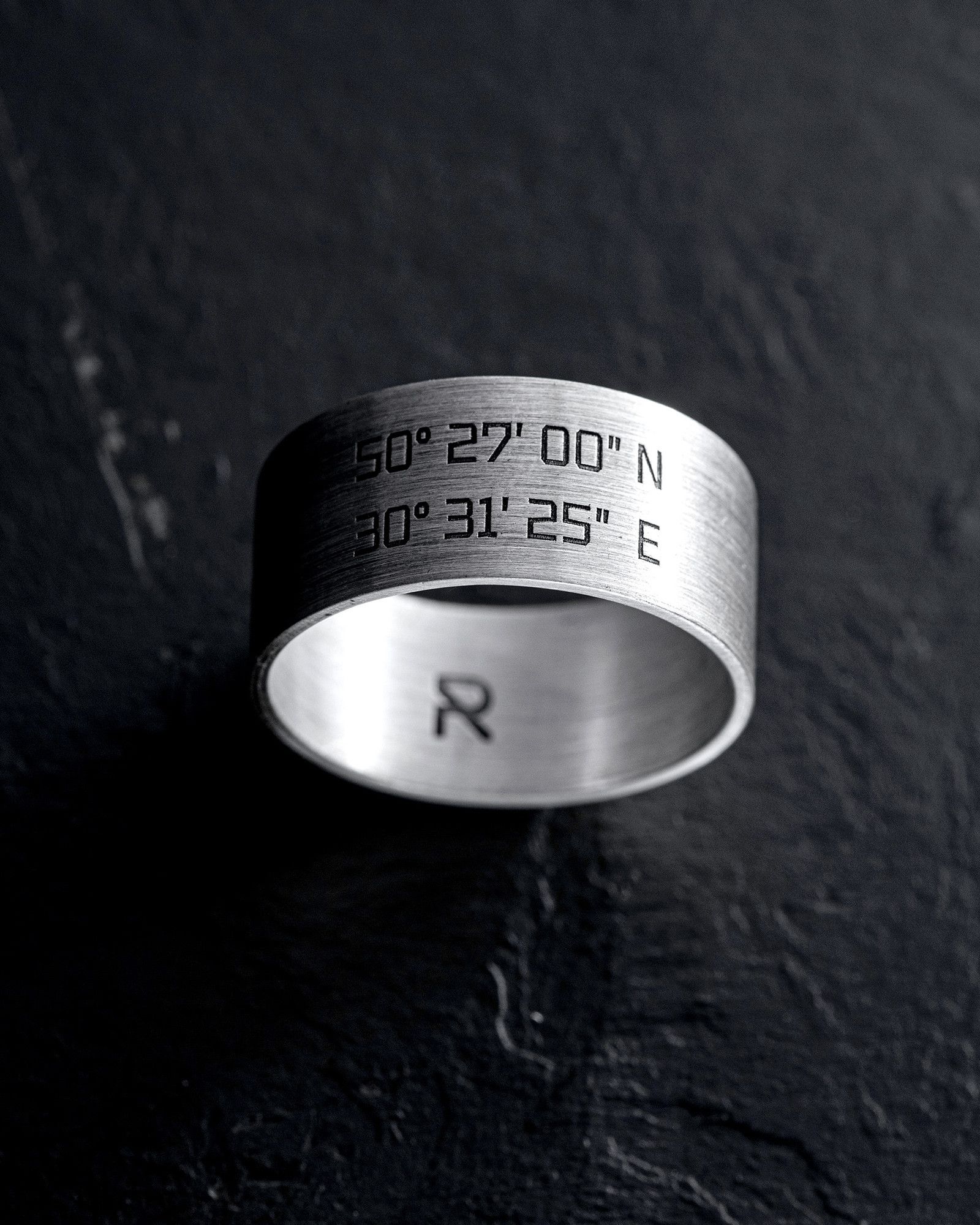 Jewelry Silver ring DATE Size ONE SIZE - 1 Thumbnail