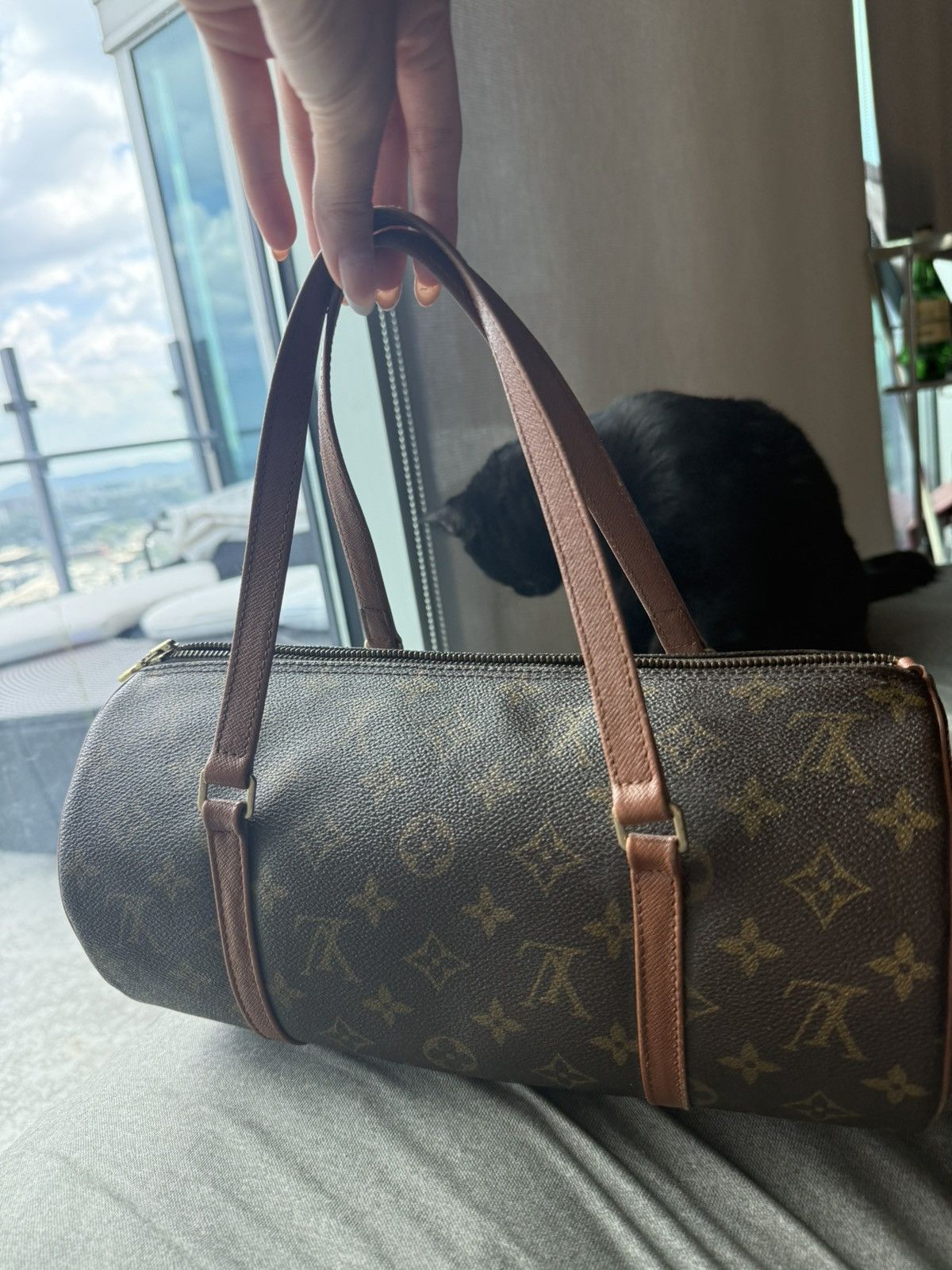 Louis Vuitton LV papillon cylinder bag Size ONE SIZE - 1 Thumbnail