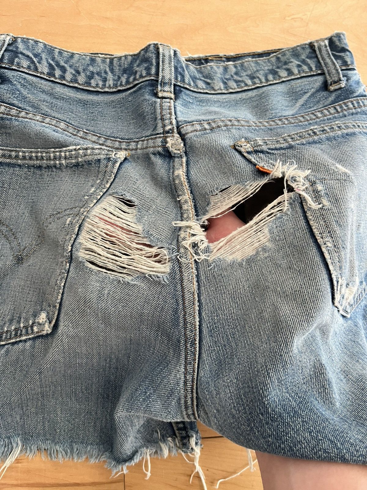 Levi's Vintage Clothing Vintage Levi's Orange tab Heavily Distressed Cut Off Short Size US 28 / EU 44 - 8 Thumbnail