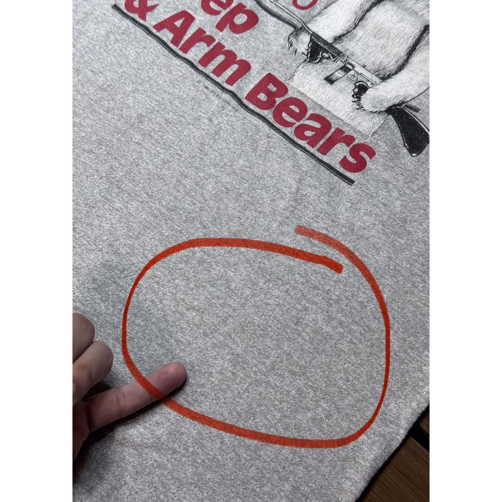Other Vintage 1984 Keep & Arm Bears T-shirt Size Large Size US L / EU 52-54 / 3 - 9 Thumbnail