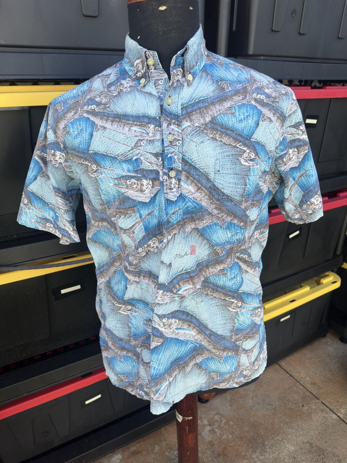 Reyn Spooner Reyn Spooner Gyotaku Naoki Hawaiian Shirt Men's S Blue Size US S / EU 44-46 / 1 - 1 Thumbnail