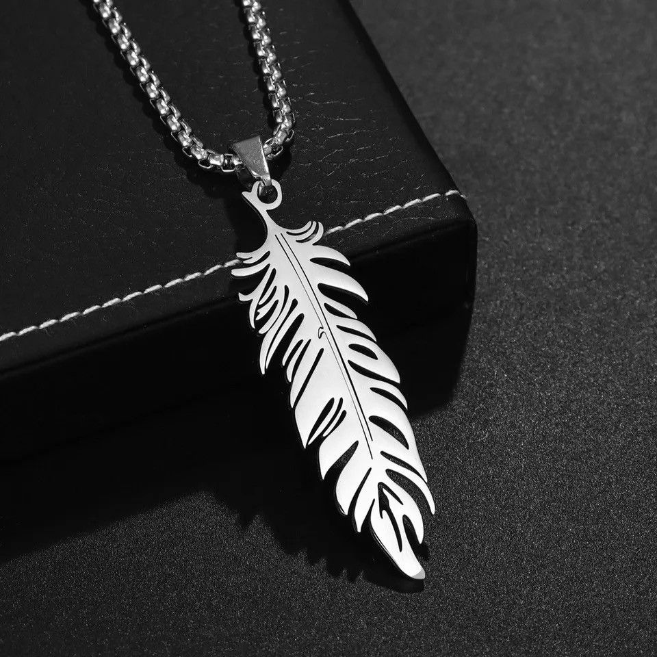 Vintage Vintage Goth Feather Pendant Necklace Size ONE SIZE - 2 Thumbnail
