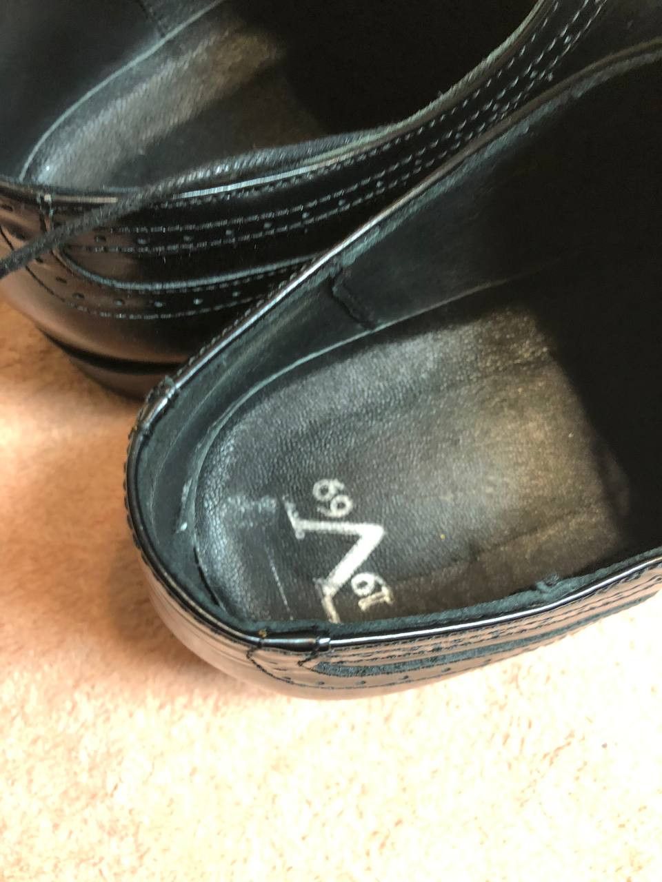 Versace Vintage Versace Streetwear Casual Leather Shoes Size 11 Size US 11 / EU 44 - 7 Thumbnail