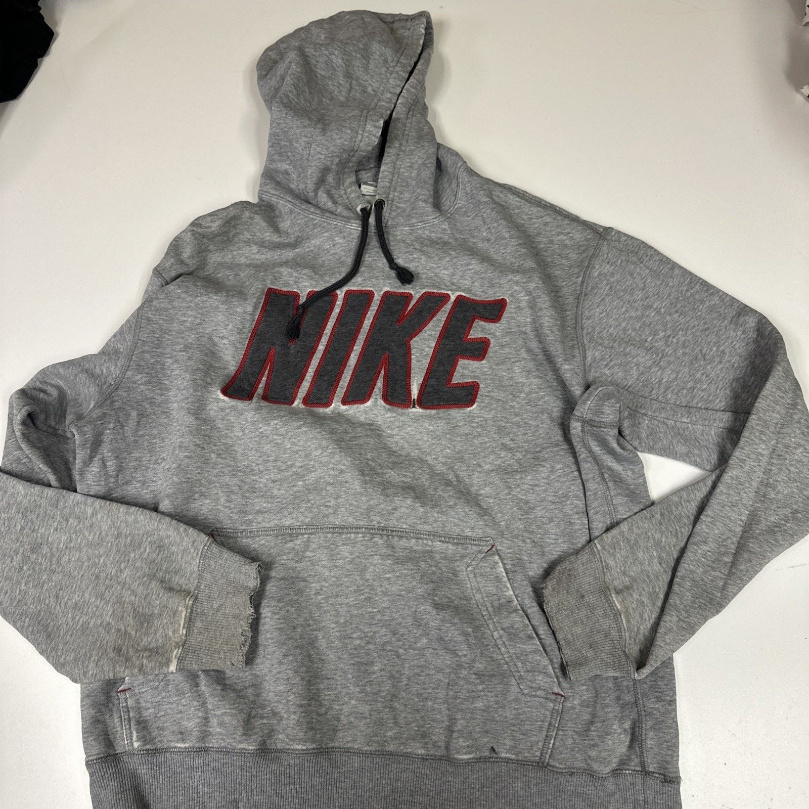 Nike Classic Men’s Nike Hoodie Grey Size Large 273984-071 Size US L / EU 52-54 / 3 - 1 Thumbnail