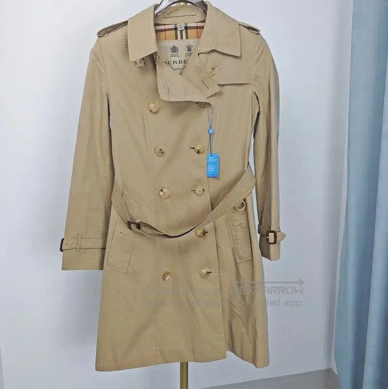 Burberry Burberry Khaki Cotton Women's Trench Coat. Size M / US 6-8 / IT 42-44 - 1 Thumbnail