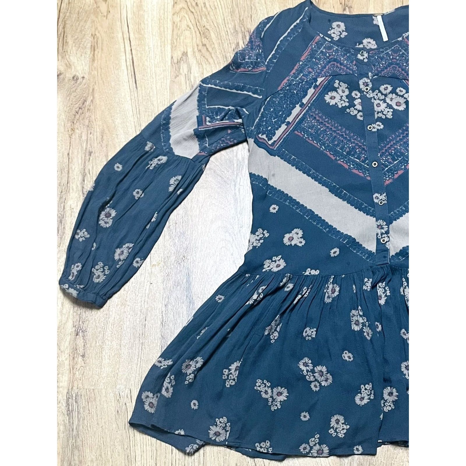 Free People VINTAGE? No — Free People Dress Floral Brown Hippie Bohemian Women’s Small Knee Length Long Sleeve Rayon Cotton Blend Shirt? Size S / US 4 / IT 40 - 4 Thumbnail