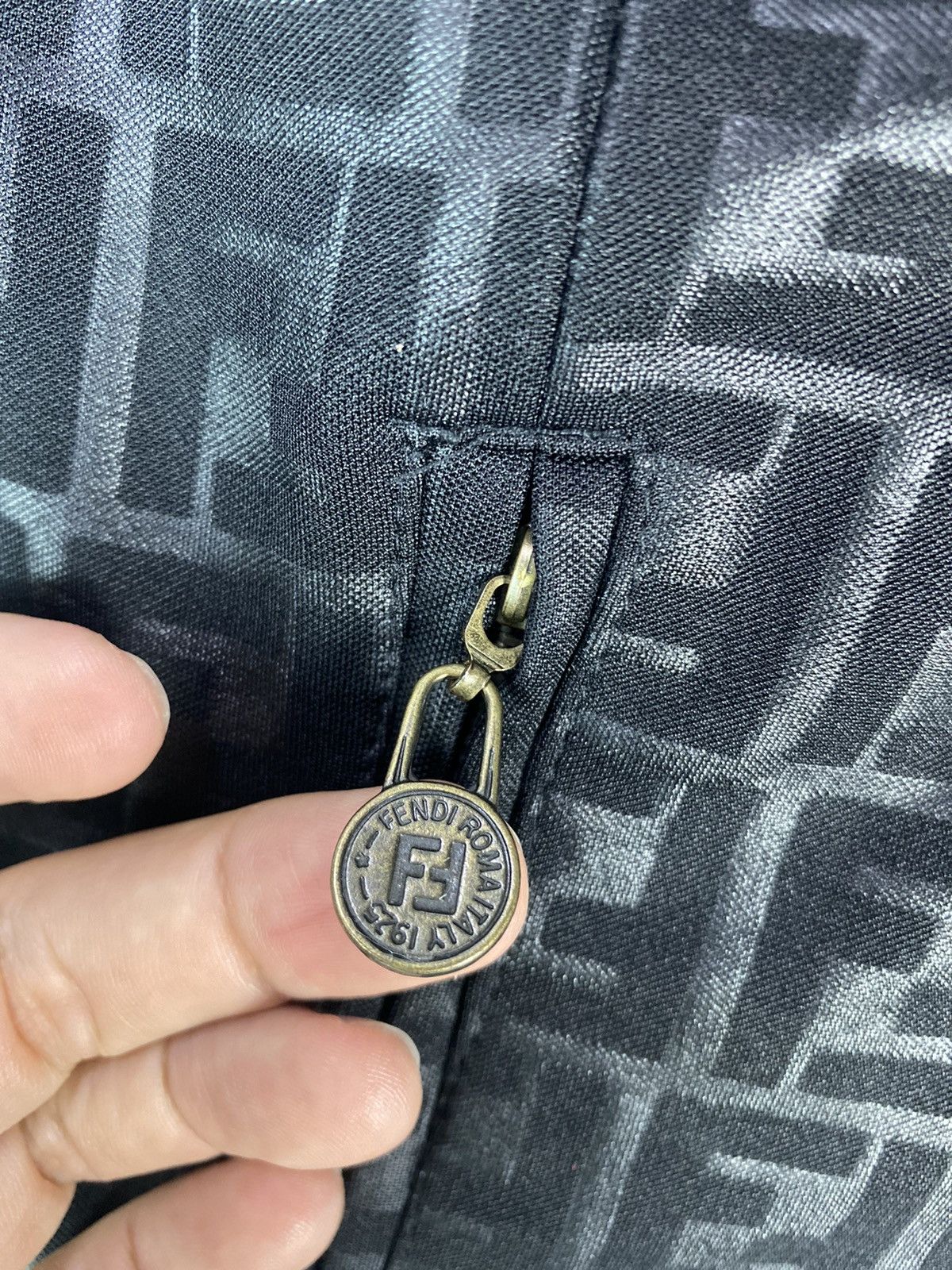 Fendi Vtg 90s FENDI Zucca full monogram logo vest jacket Size US M / EU 48-50 / 2 - 4 Thumbnail