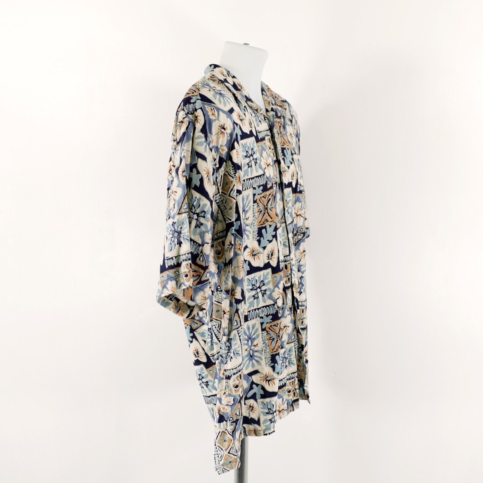Pierre Cardin Pierre Cardin Large Blue Cotton Floral Button Down Tropical Size US L / EU 52-54 / 3 - 8 Thumbnail