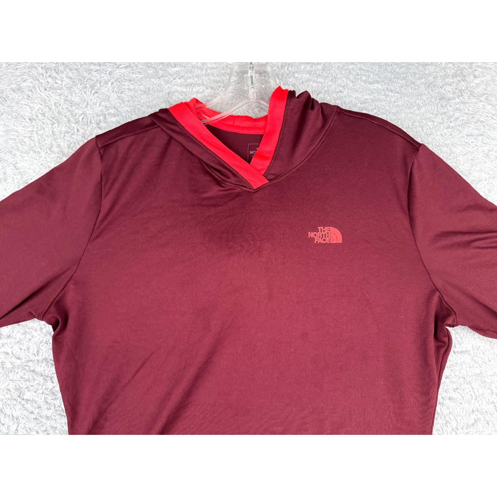 The North Face The North Face Shirt Women Red Long Sleeve Hooded V-Neck Flashdry Polyester Size M / US 6-8 / IT 42-44 - 4 Thumbnail