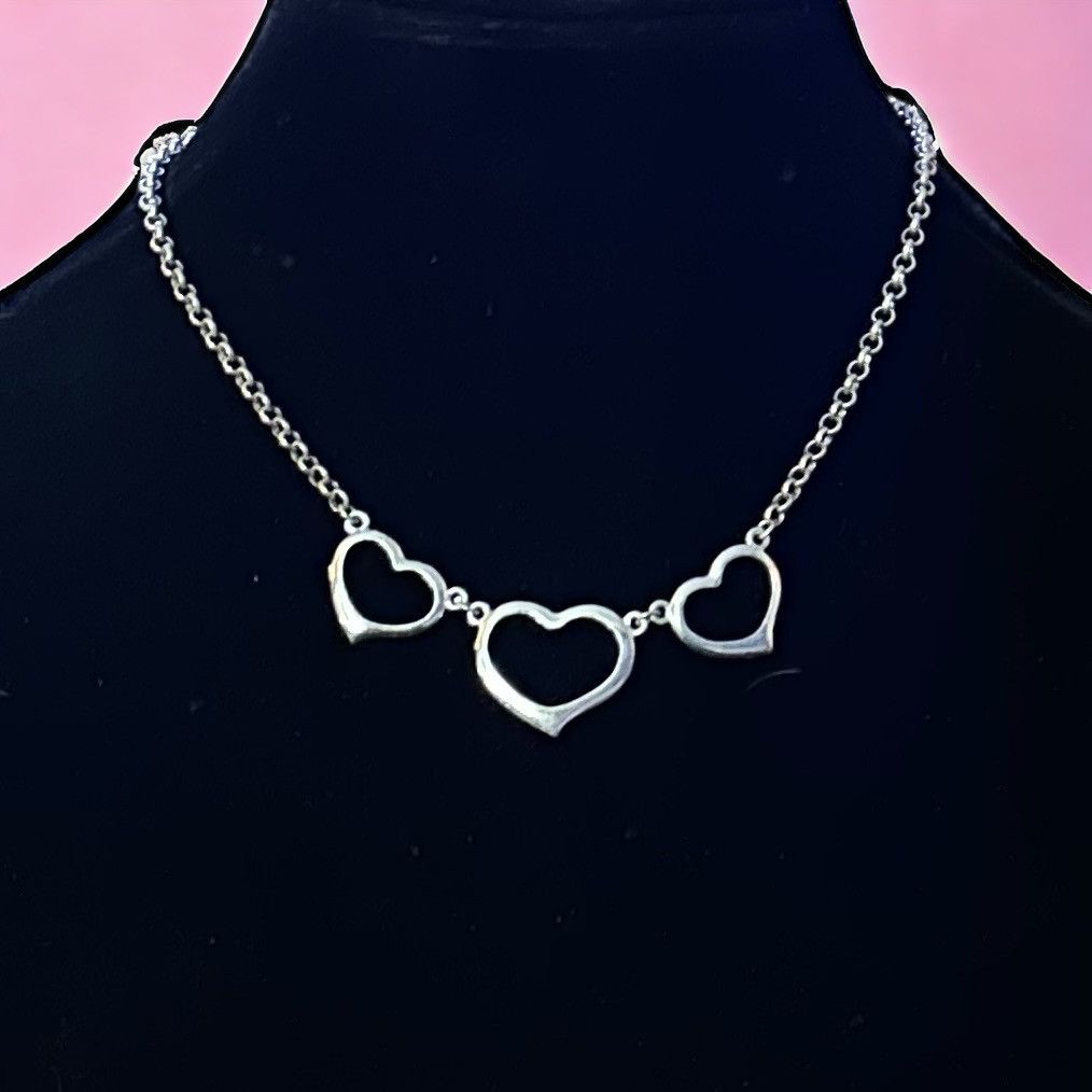 Other Liz & Co triple heart necklace Size ONE SIZE - 1 Thumbnail