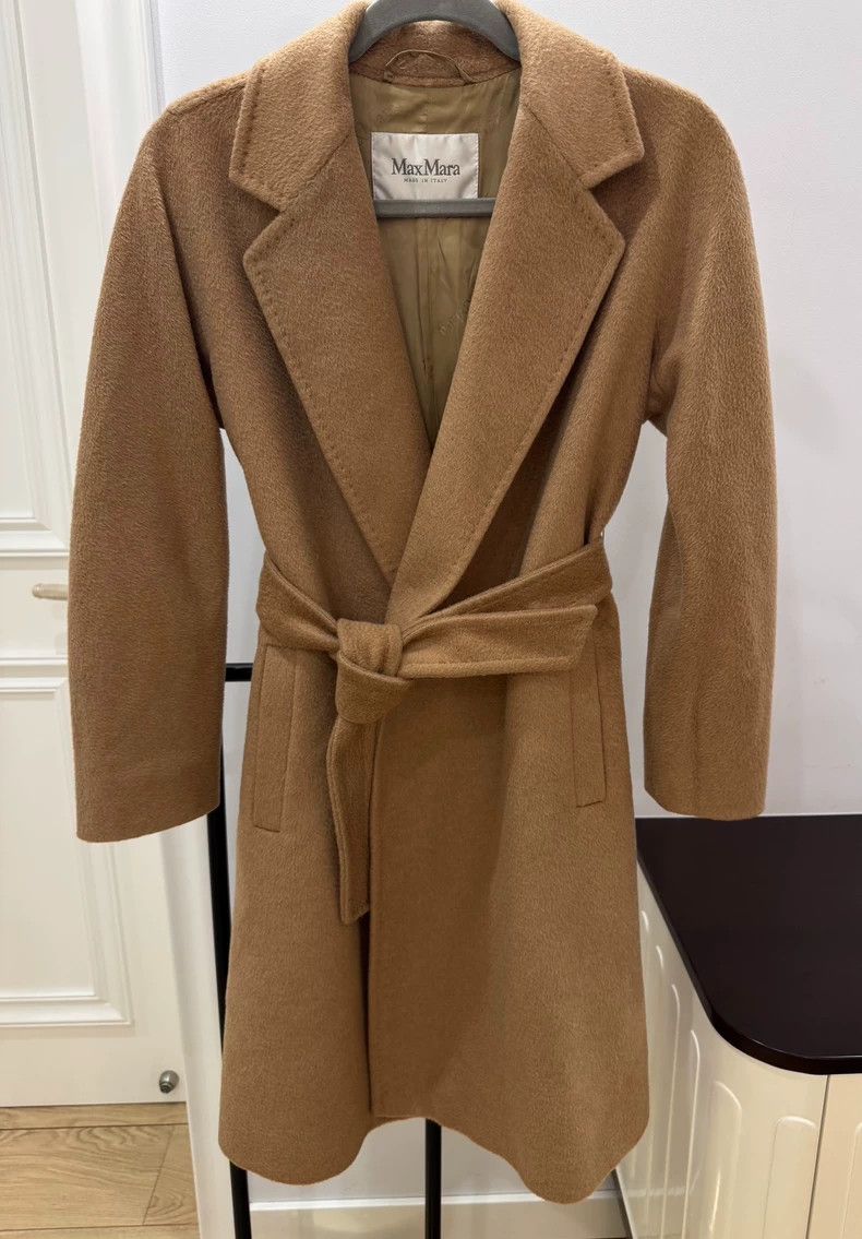 Max Mara Max Mara 100% Camel Hair Water Ripple Size S / US 4 / IT 40 - 1 Thumbnail