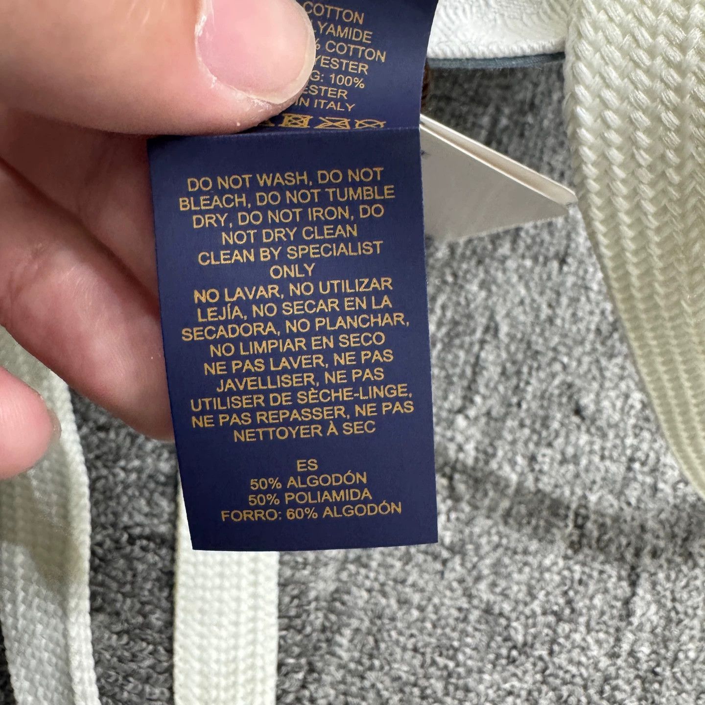 Louis Vuitton louis vuitton bucket hat limited 103/150 99 new frayed Size ONE SIZE - 9 Thumbnail