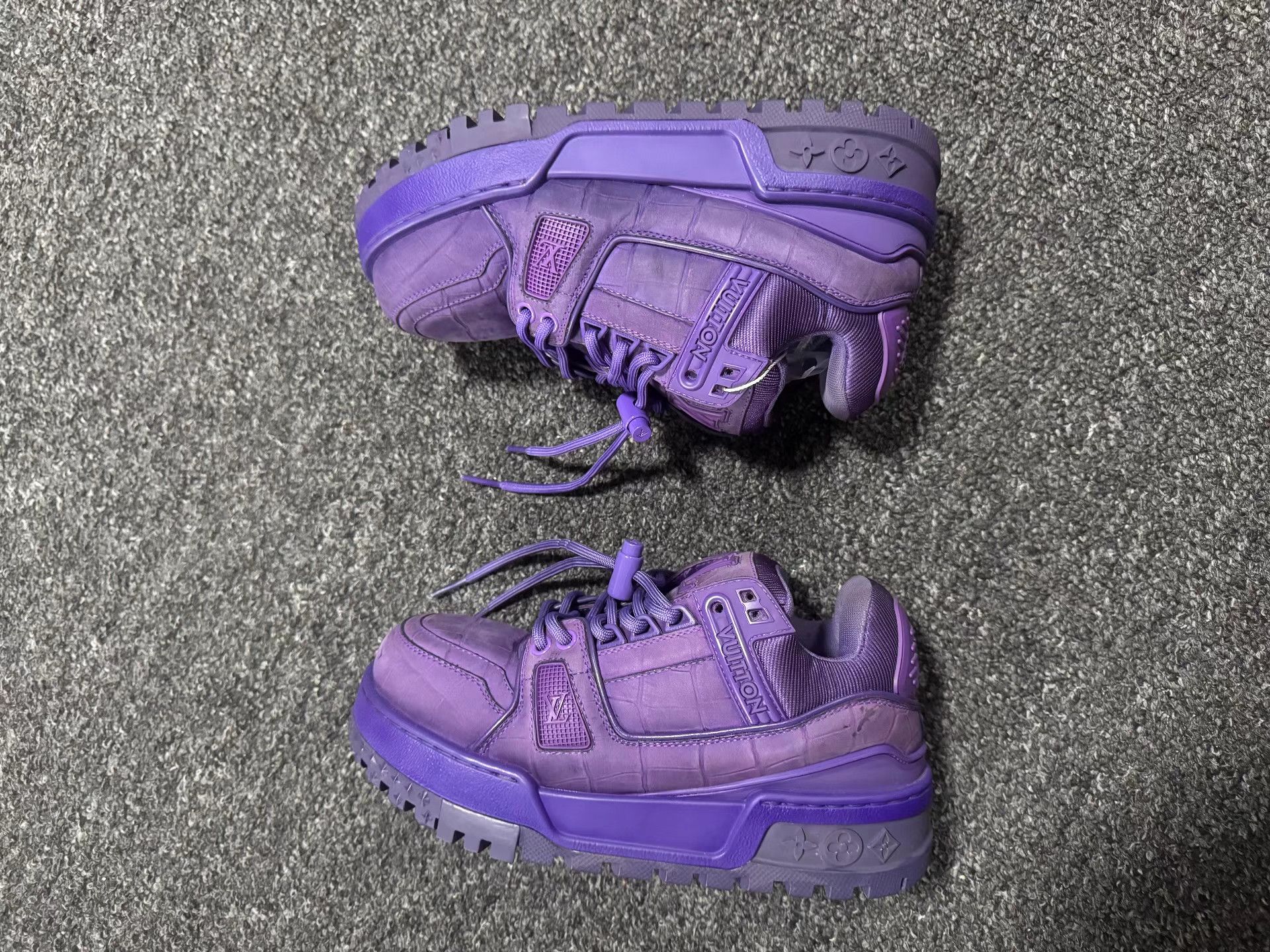 Louis Vuitton Louis Vuitton Trainer Purple Low-Top Sneakers K13 Size US 6.5 / IT 36.5 - 7 Thumbnail