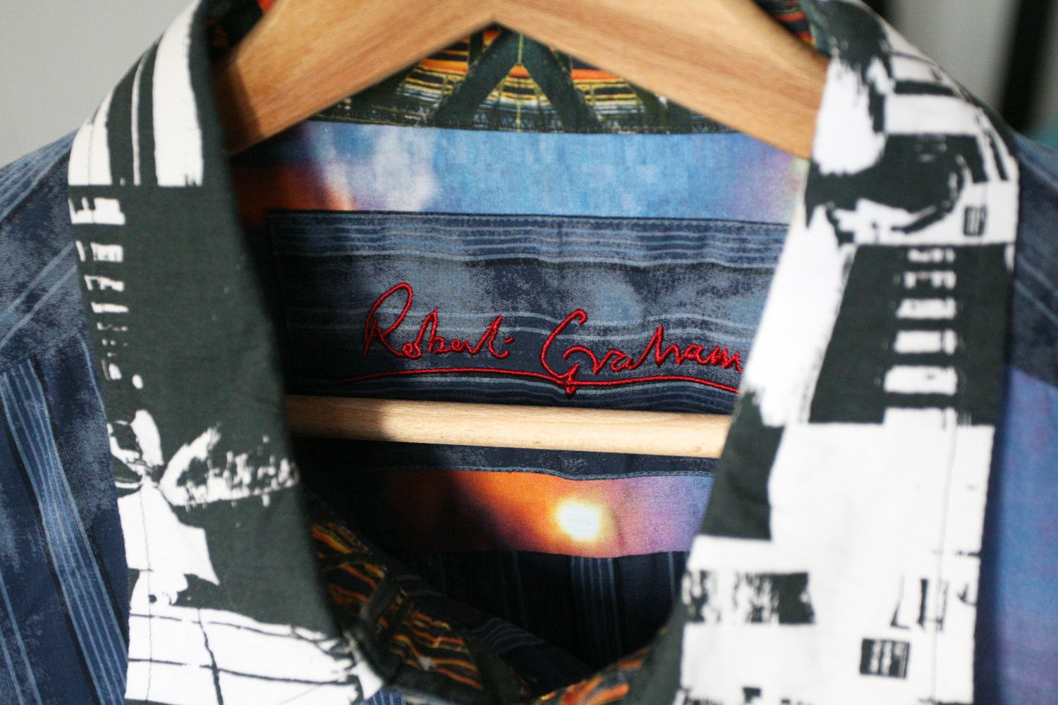 Robert Graham Robert Graham Rare Vintage avant garde Print Designer Shirt Size US XXL / EU 58 / 5 - 11 Thumbnail