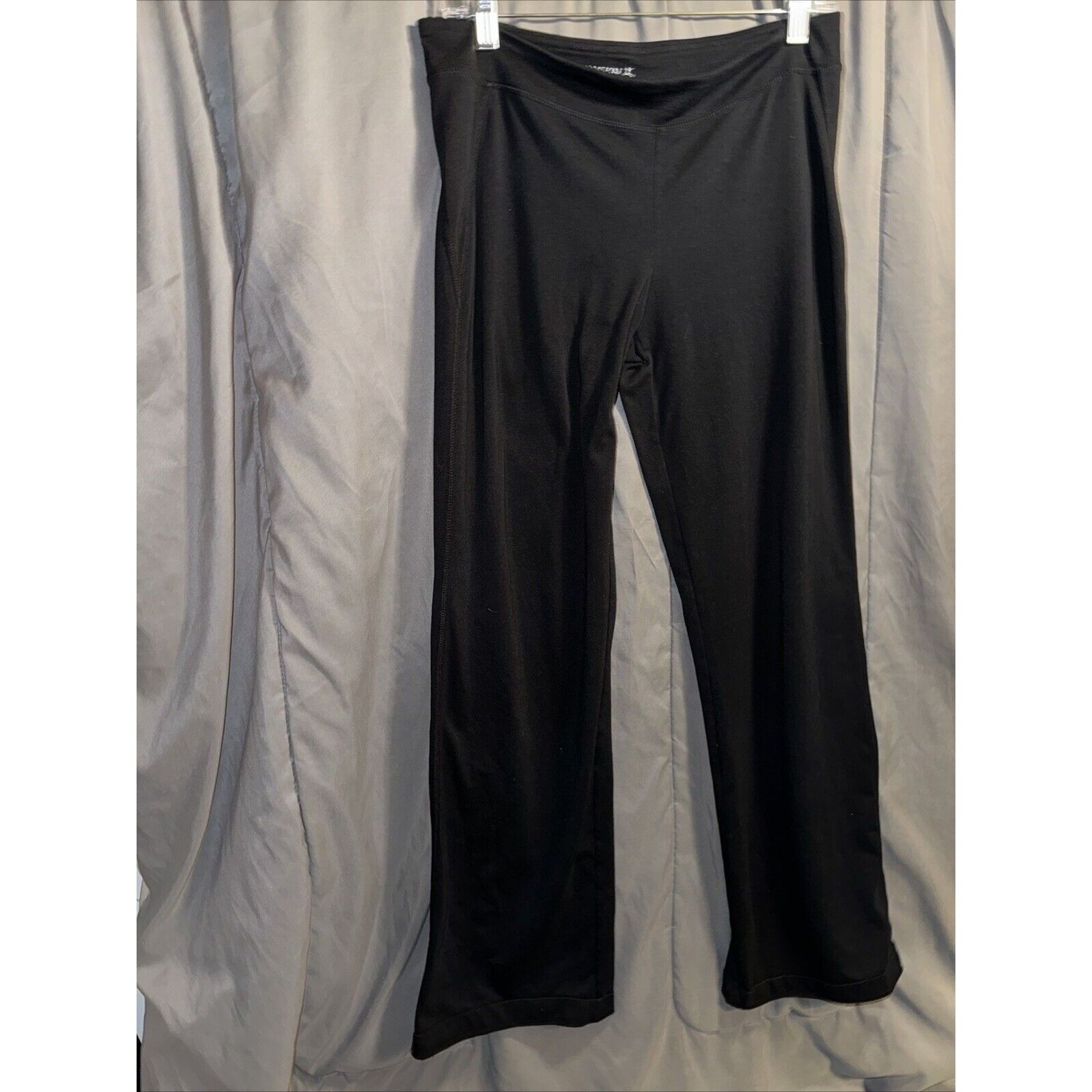 Other Women Small DANSKIN BLACK Yoga Leggings S/P (4-6) Semi Fitte Size 27" / US 4 / IT 40 - 1 Thumbnail
