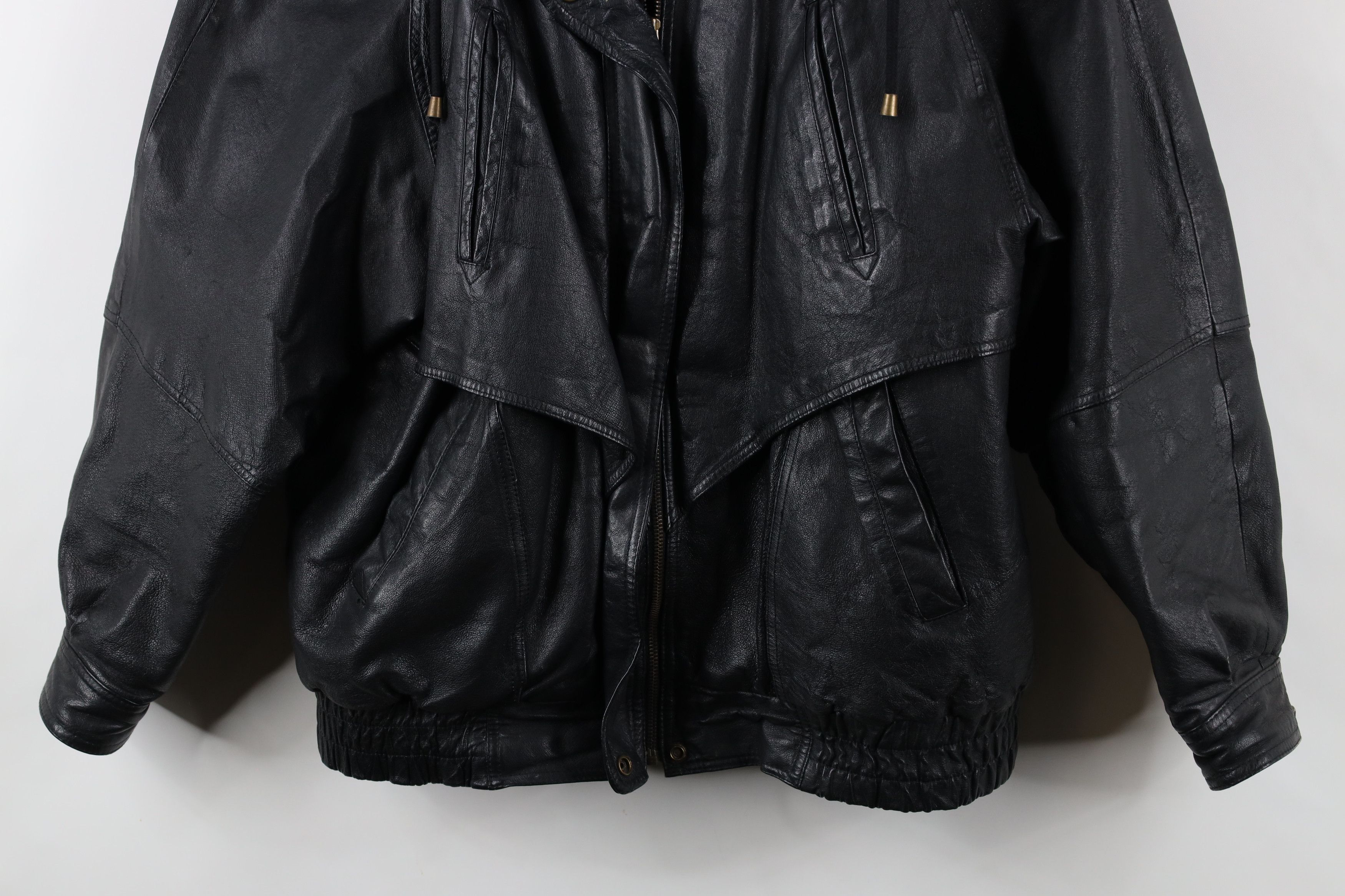 Vintage Vintage 90s Streetwear Fur Trim Hooded Leather Bomber Jacket Size US M / EU 48-50 / 2 - 3 Thumbnail