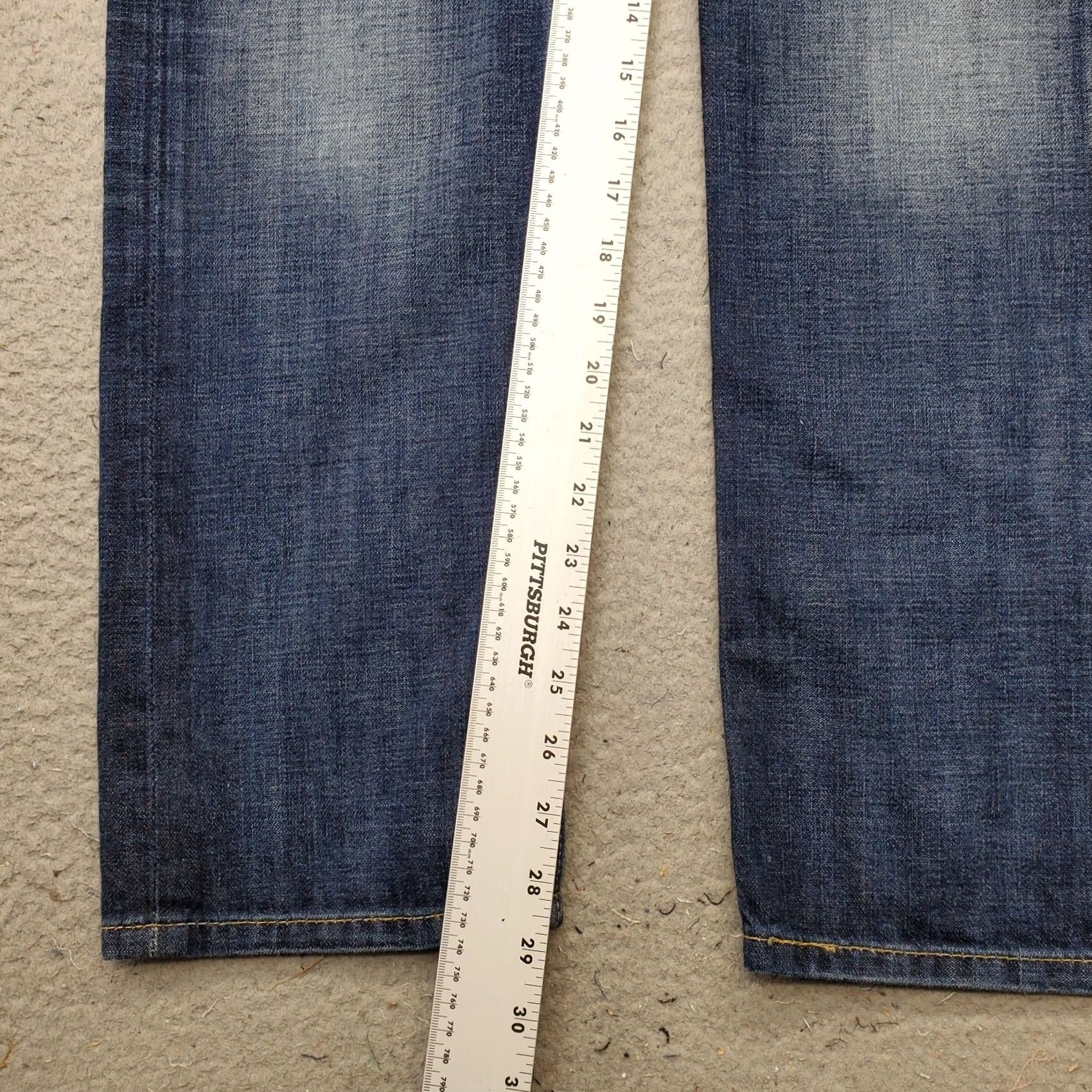 Levi's Levi's Mens 513 Jeans Jeans Shirt? 32x30 Blue Denim Faded Grunge Straight Leg Streetwear Size 32 Mens Size US 32 / EU 48 - 4 Thumbnail