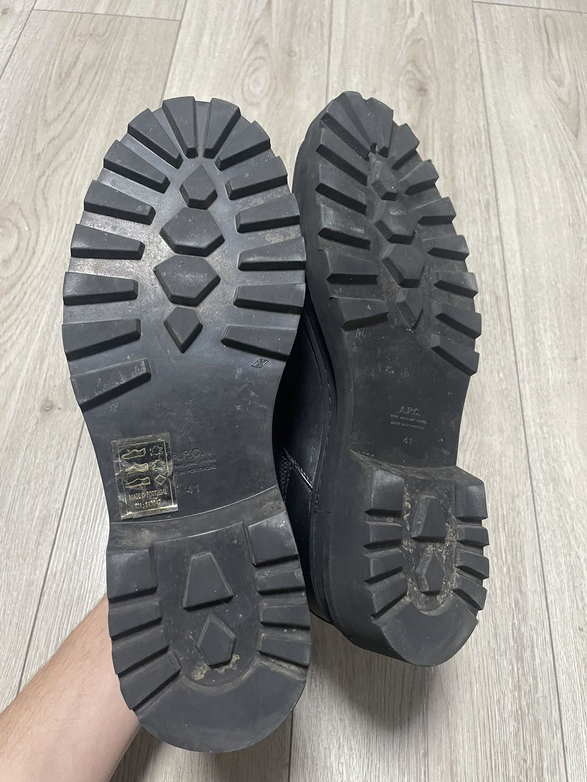 A.P.C. APC Leather Chelsea Black Classic Boot 27.5 cm Size US 10 / EU 43 - 7 Thumbnail