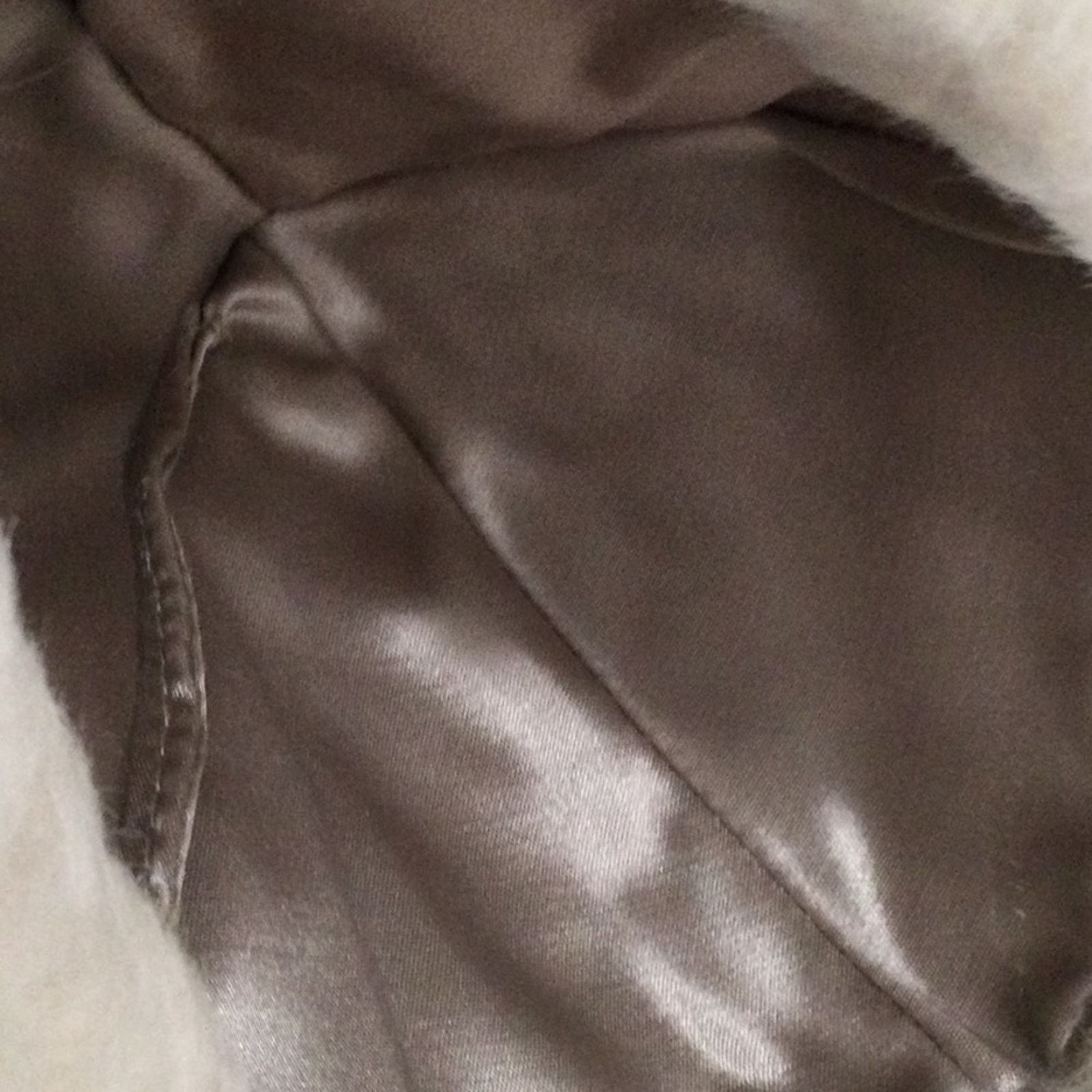 Other Fuzzy Cream Soft With A Satin Lining Winter Hat Size ONE SIZE - 8 Thumbnail