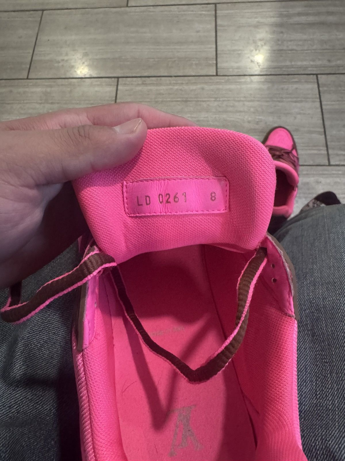 Louis Vuitton Louis Vuitton Pink Trainers Size US 10 / EU 43 - 7 Thumbnail