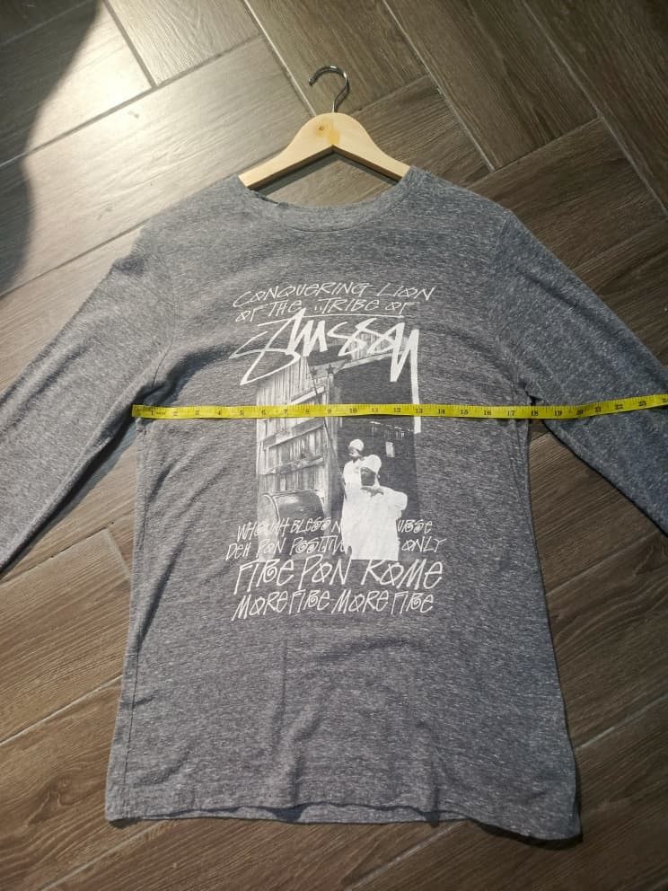 Stussy Stüssy "Who Jah Bless" , specifically the "Conquering Lion" Size US M / EU 48-50 / 2 - 4 Thumbnail