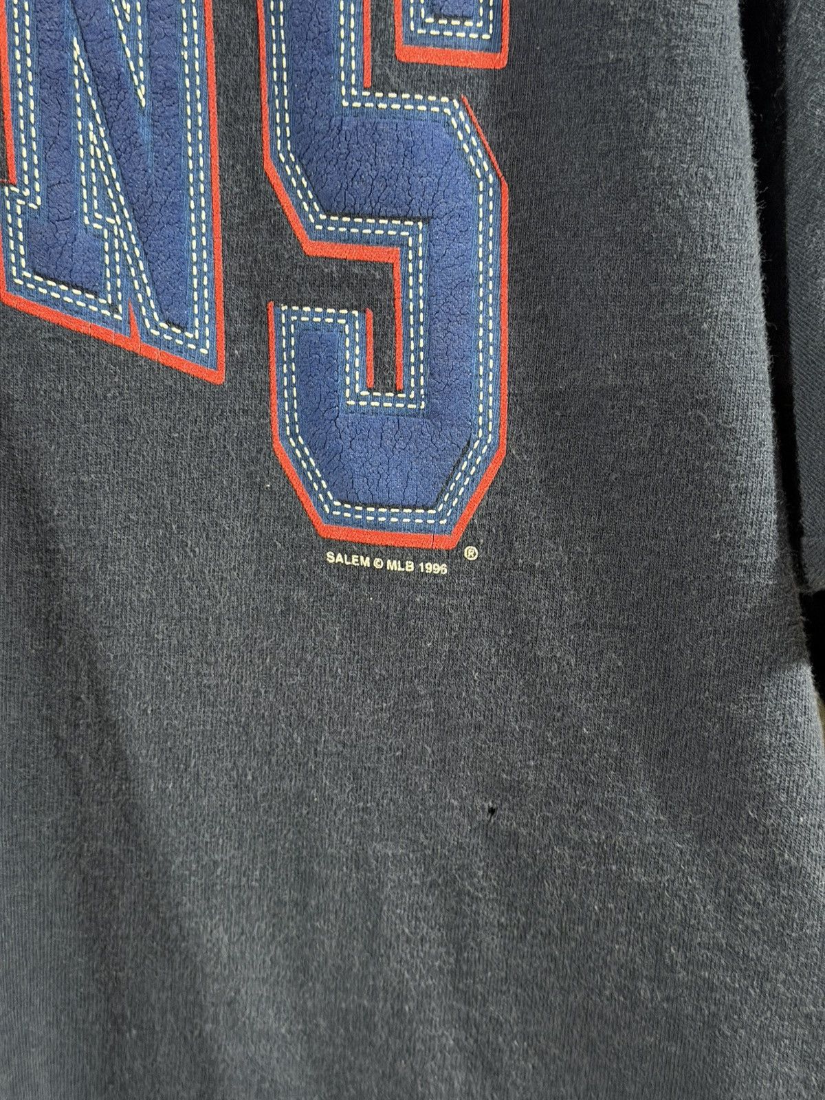 Vintage 1996 Vintage Cleveland Indians Faded MLB Sports Tee L Size US L / EU 52-54 / 3 - 3 Thumbnail