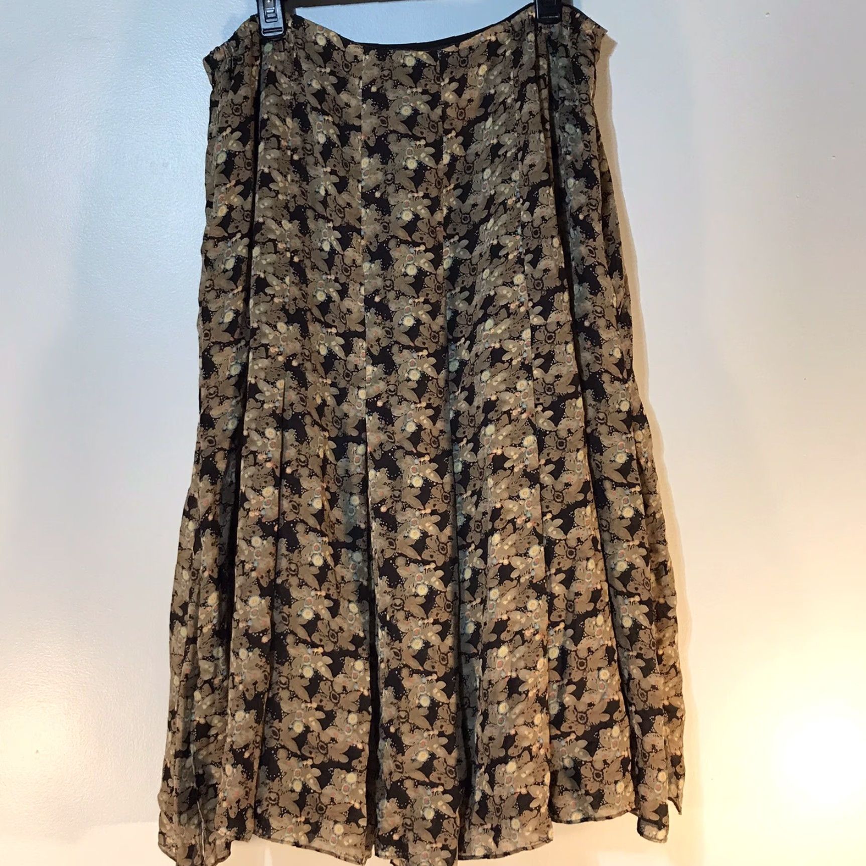Liz Claiborne Liz Claiborne Women's Midi Pleated Floral Ruffle Skirt Size 14W Multicolor Summer Spring Size 36" / US 14 / IT 50 - 2 Thumbnail