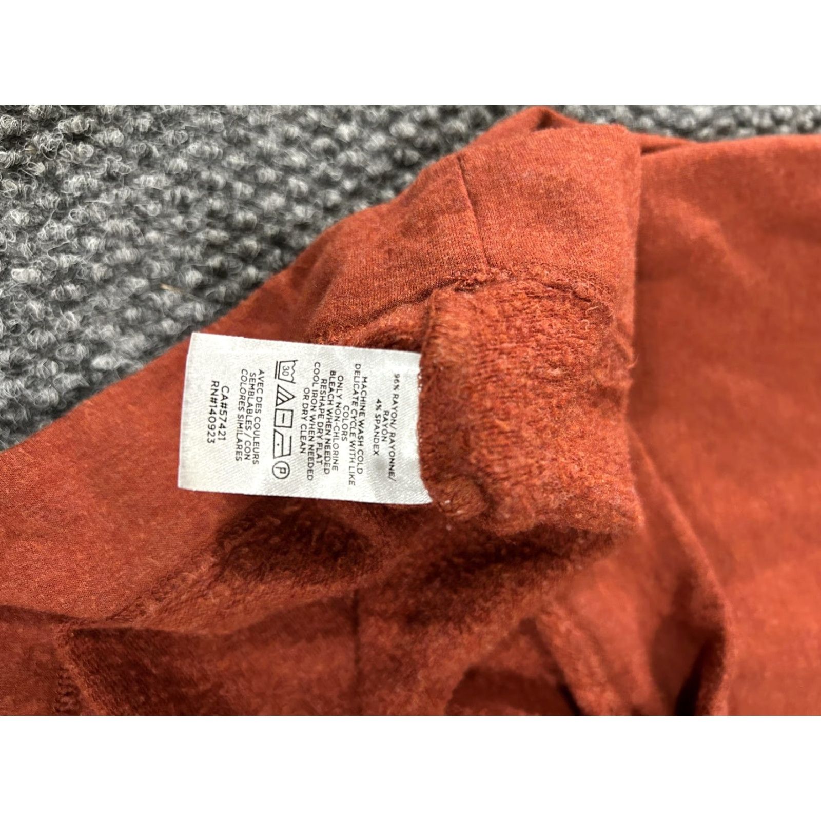 Loft VINTAGE? Wait—no vintage. LOFT Outlet Lounge Shirt Womens Medium Orange Cowl Neck Snap Pullover Top Size M / US 6-8 / IT 42-44 - 5 Thumbnail