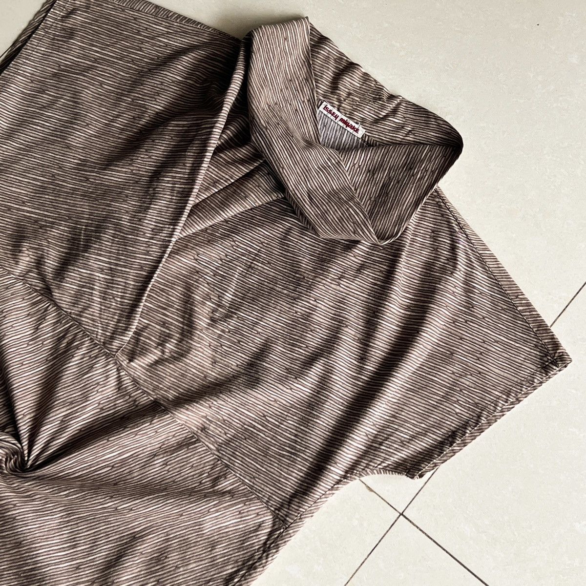 Issey Miyake 1970’s Issey Miyake cowl neck shirt Size US S / EU 44-46 / 1 - 8 Thumbnail