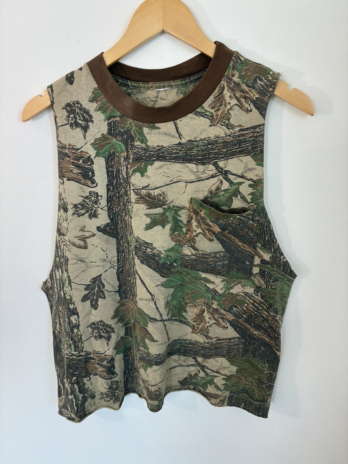 Vintage Vintage Thrashed Camo Single Stitch Cut Off Tee Size US L / EU 52-54 / 3 - 1 Thumbnail