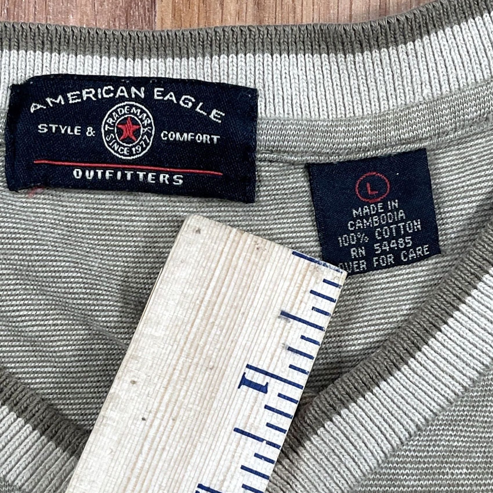 American Eagle Outfitters American Eagle Outfitters T-Shirt Mens Size L Large Beige V-Neck 100% Cotton Size US L / EU 52-54 / 3 - 7 Thumbnail