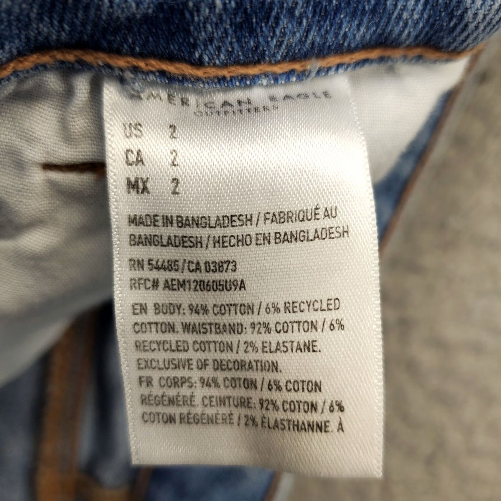 American Eagle Outfitters American Eagle Outfitters Womens 2 Blue Denim 5-Pocket Design Mom Shorts Adult Size 2 Blue Denim Shorts Size 26" / US 2 / IT 38 - 6 Thumbnail