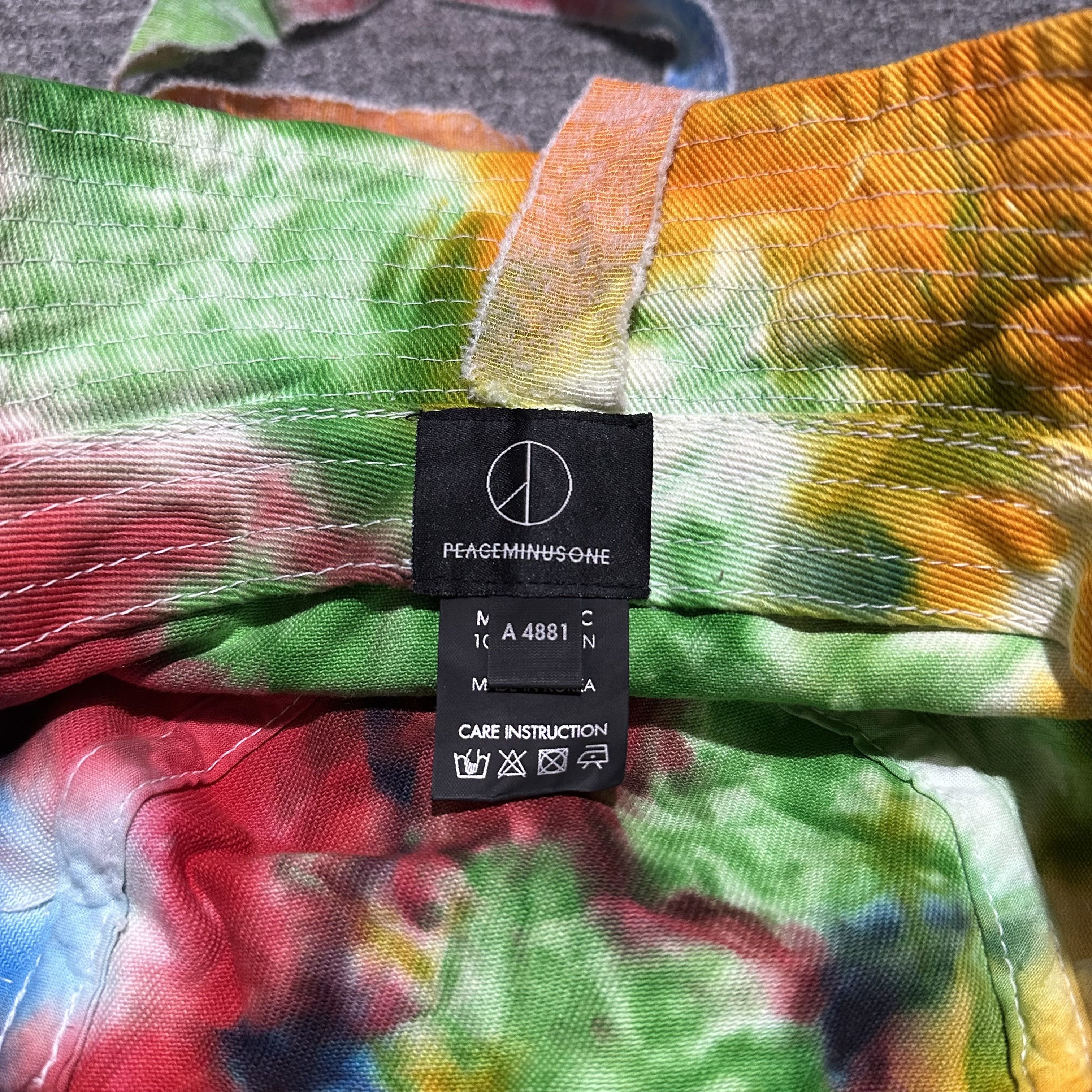 peaceminusone Peaceminusone G Dragon Tye Dye Bucket Hats PMO Size ONE SIZE - 6 Thumbnail