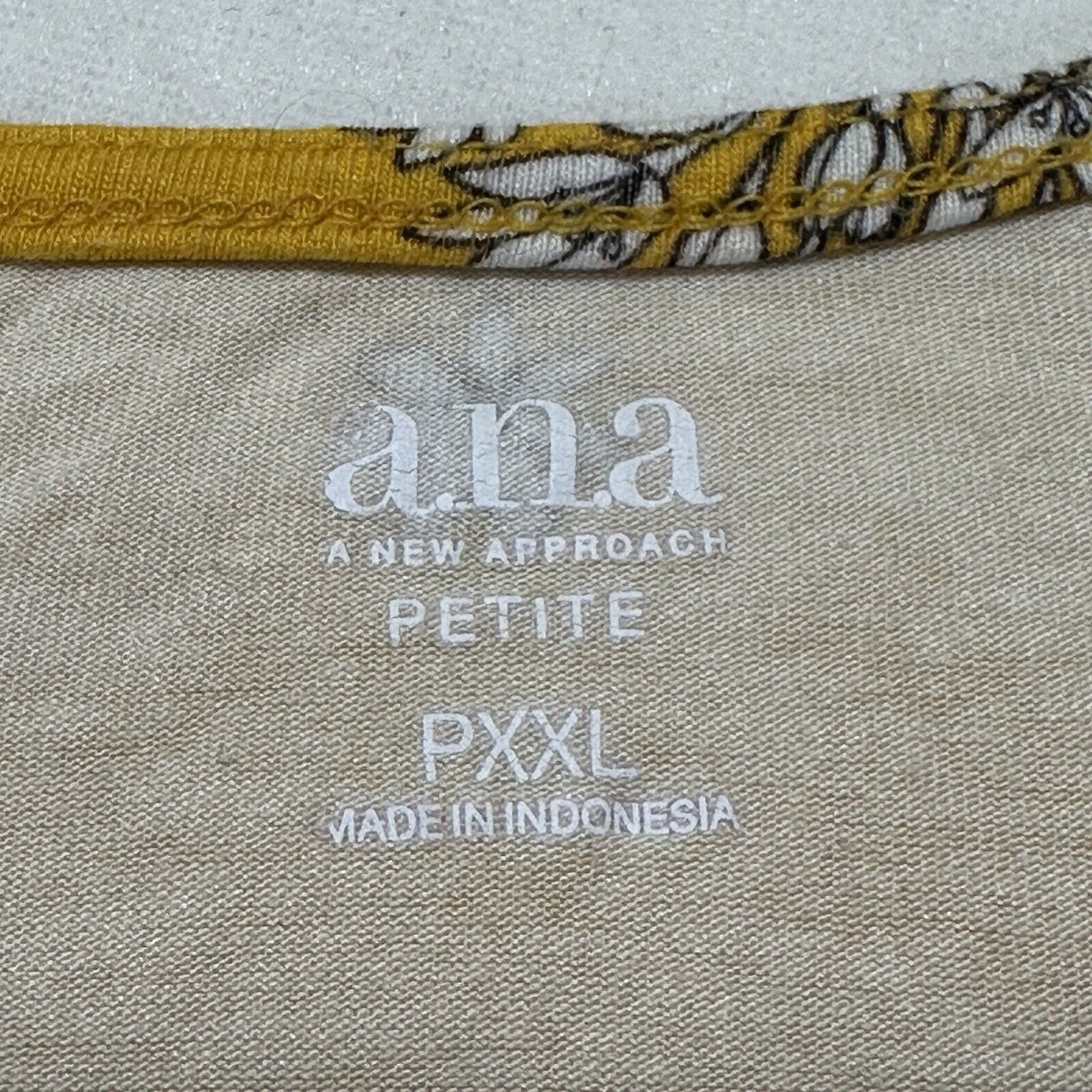 Other a.n.a. Women's Petite PXXL Floral Blouse 3/4 Sleeve Yellow Size XXL / US 16-18 / IT 52-54 - 3 Thumbnail