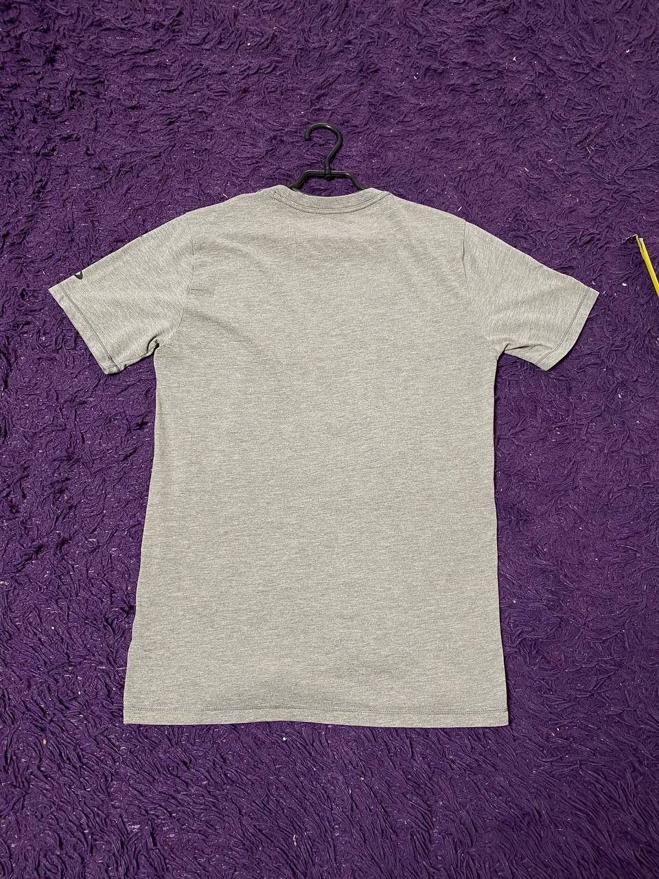 Oakley Vintage Oakley Big Y2K Logo Short Sleeve T-Shirt Size S Size US S / EU 44-46 / 1 - 11 Thumbnail