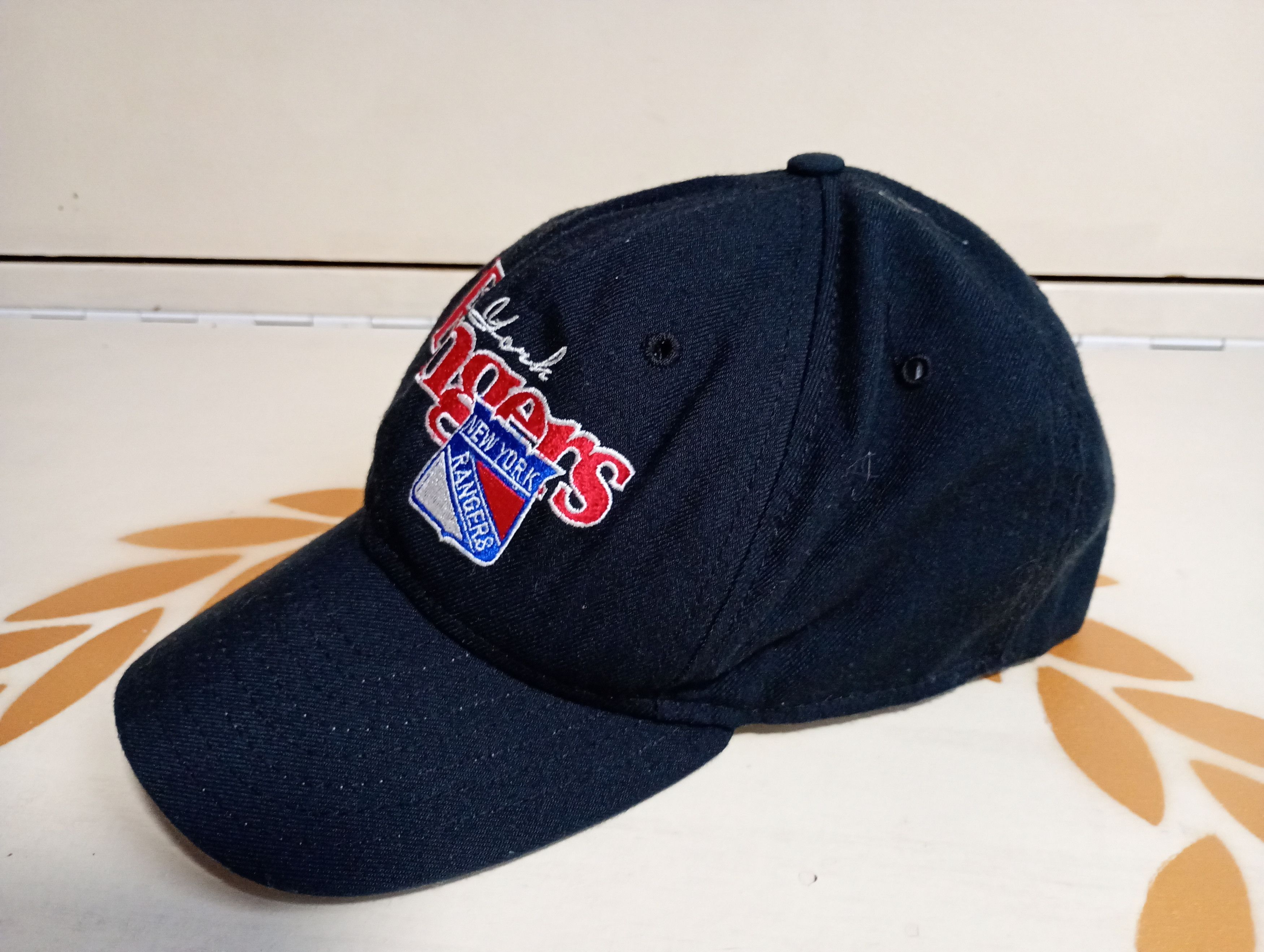 NHL × New Era New Era NHL New York Rangers Cap Vintage Size ONE SIZE - 3 Thumbnail