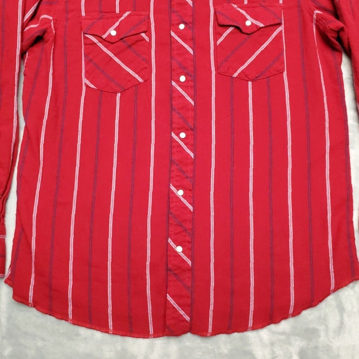Wrangler VINTAGE Wrangler Shirt Mens L Red Striped Flannel Pearl Snap Western Cowboy Retro Y2K Size US L / EU 52-54 / 3 - 2 Thumbnail