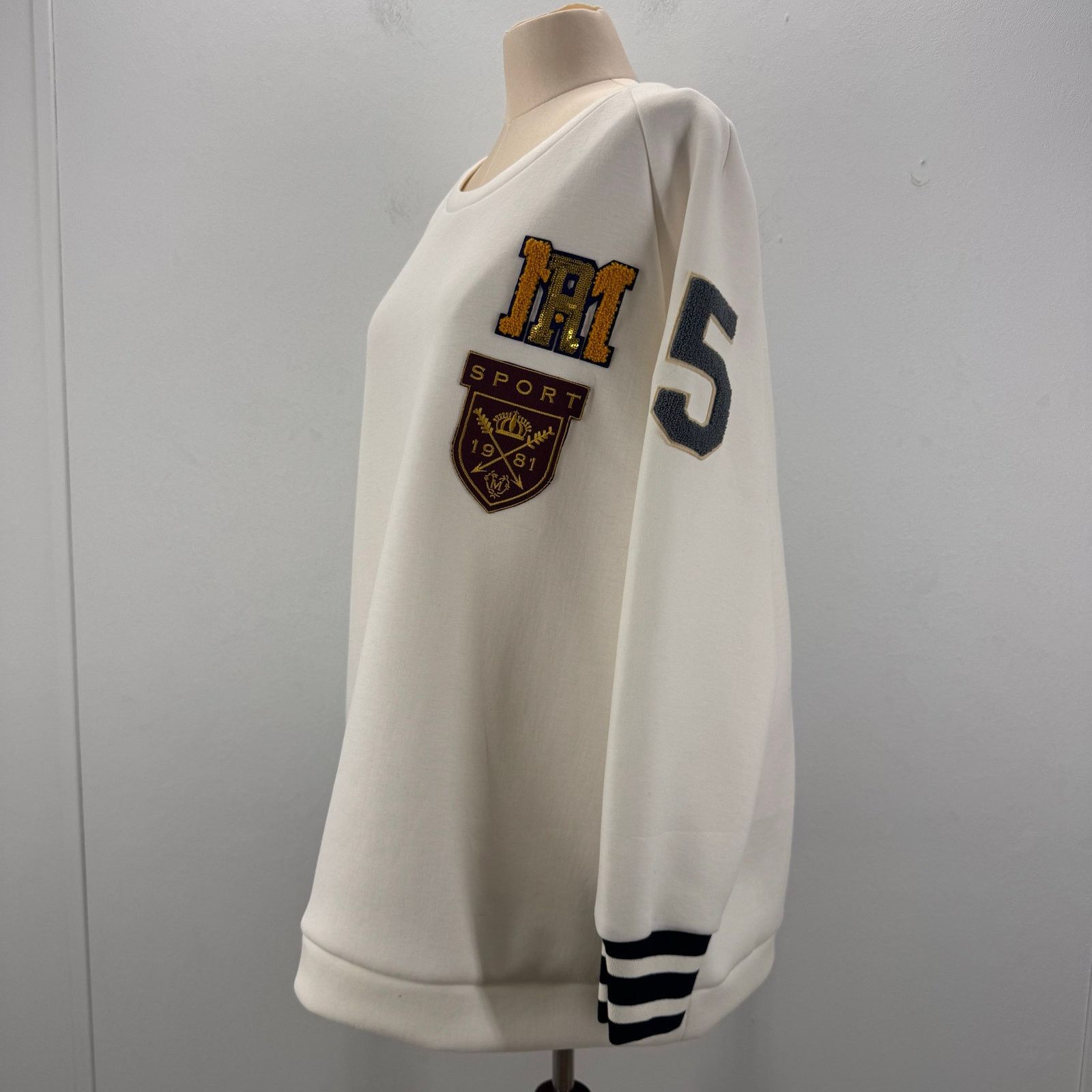 Marina Rinaldi Marina Rinaldi Occhaire Applique Scuba Sweatshirt White XL Size 3XL / US 20-22 - 5 Thumbnail