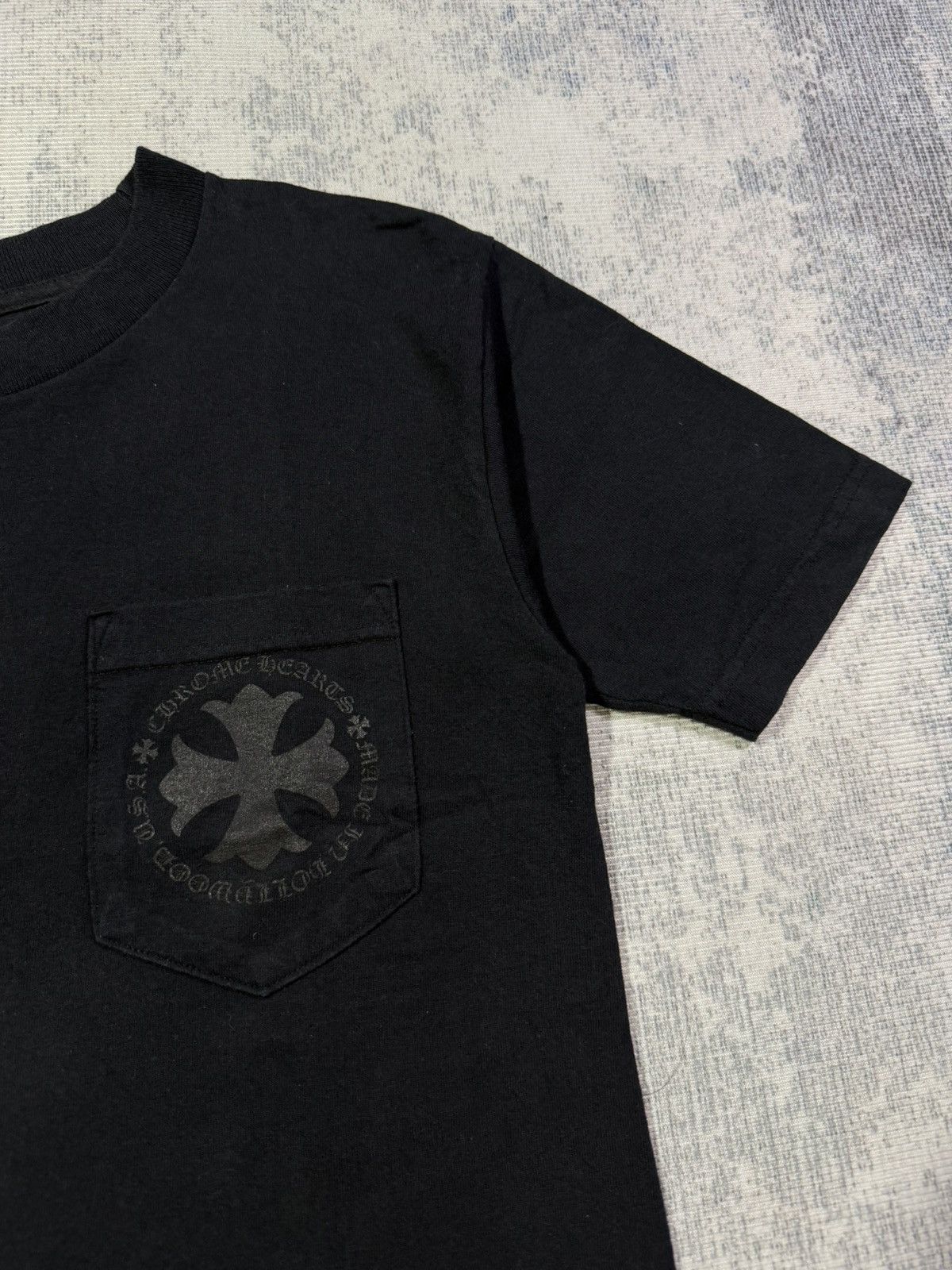 Chrome Hearts 2010s - TONAL CH PLUS STAMP TEE Size US S / EU 44-46 / 1 - 7 Thumbnail