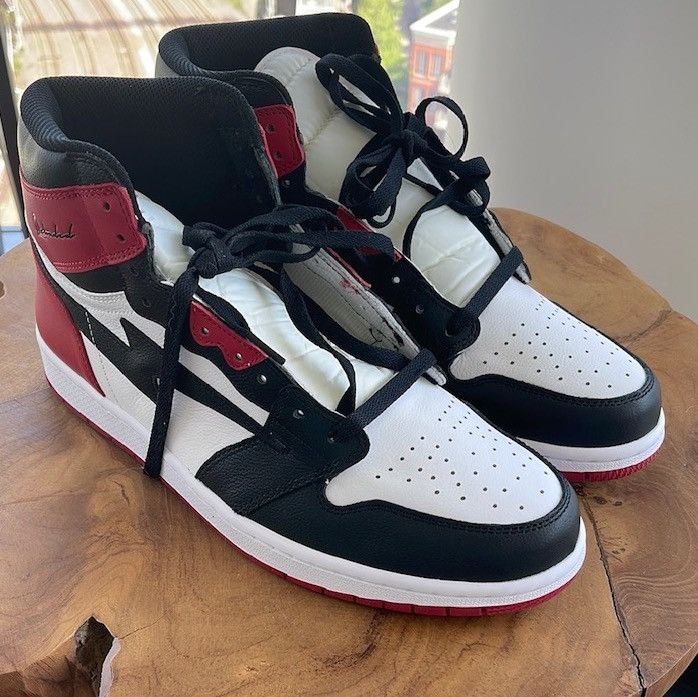 Other Reloaded Universe OMI Zeros Devin Wade Chicago Edition Size US 13 / EU 46 - 2 Thumbnail