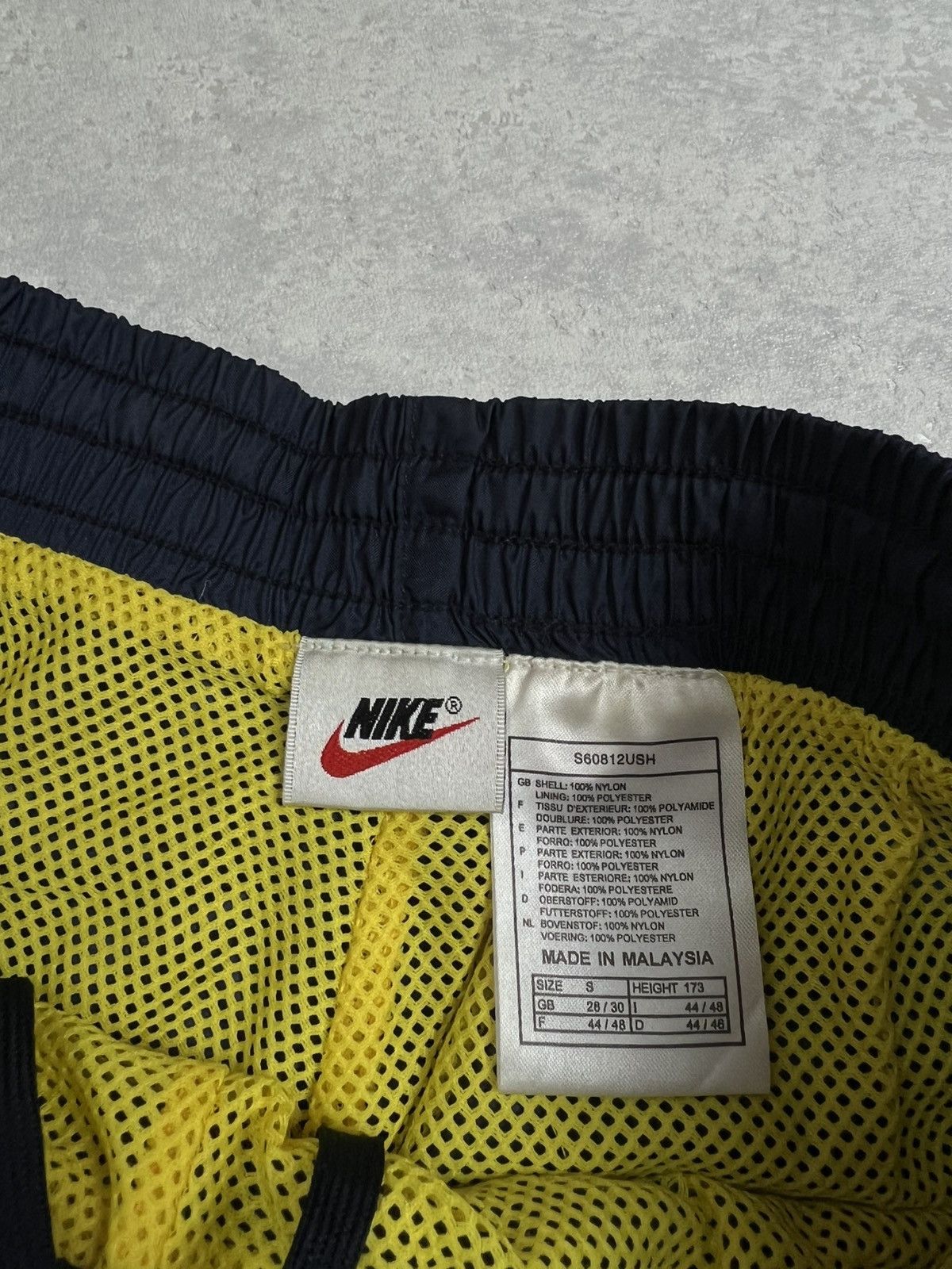 Nike 90s Nike Retro Logo Vintage Y2K Parachute Nylon Pants Size US 30 / EU 46 - 5 Thumbnail