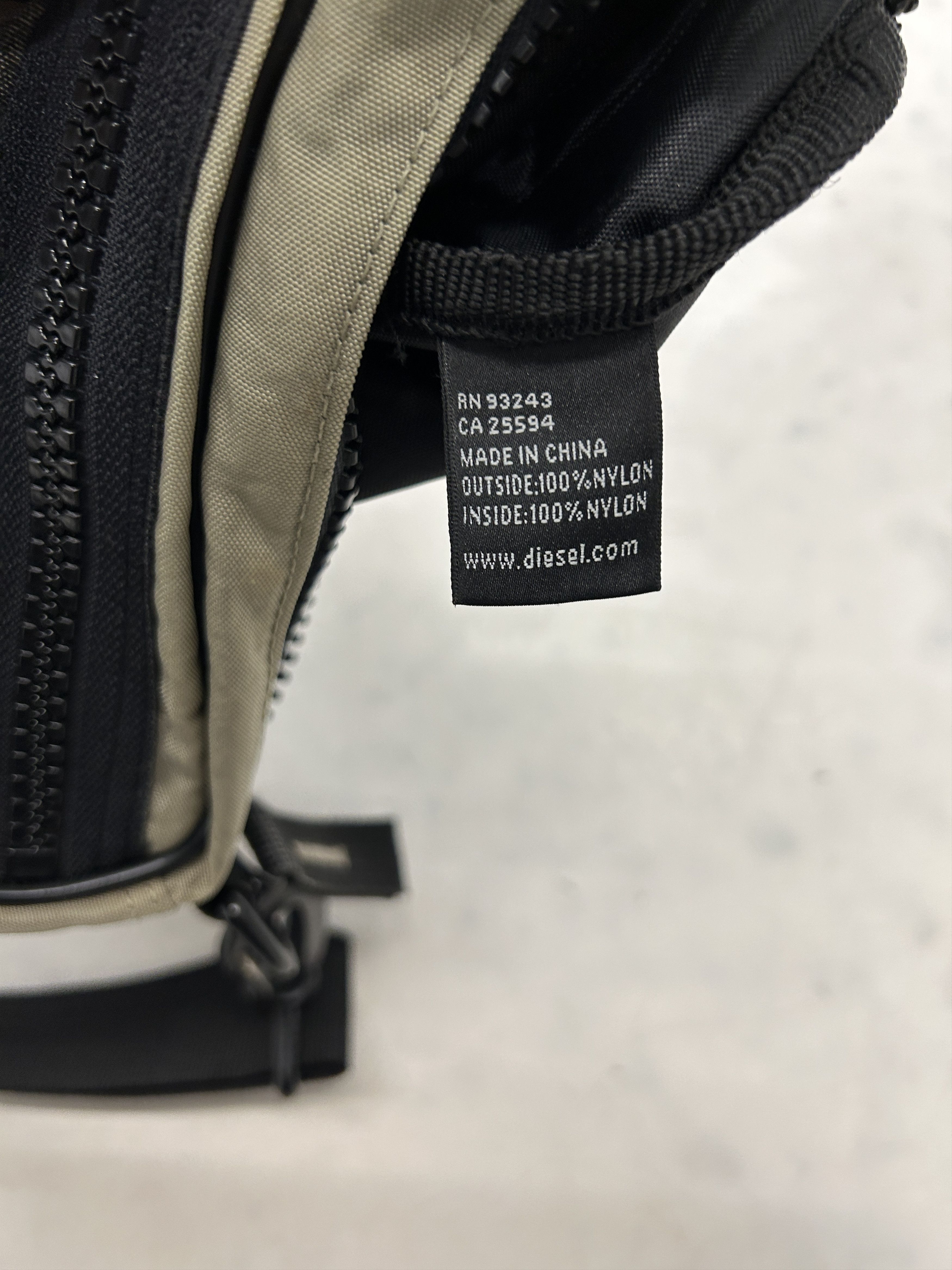 Diesel × Vintage Vintage 90s y2k Diesel shoulder crossbody bag Size ONE SIZE - 18 Thumbnail