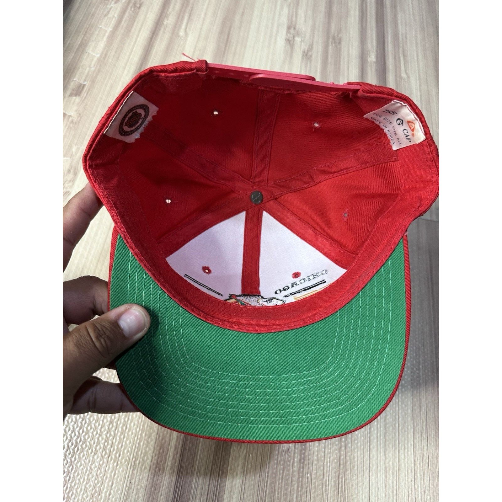 & Other Stories Vintage Chicago Blackhawks Red Snapback Hat Young An Size ONE SIZE - 5 Thumbnail