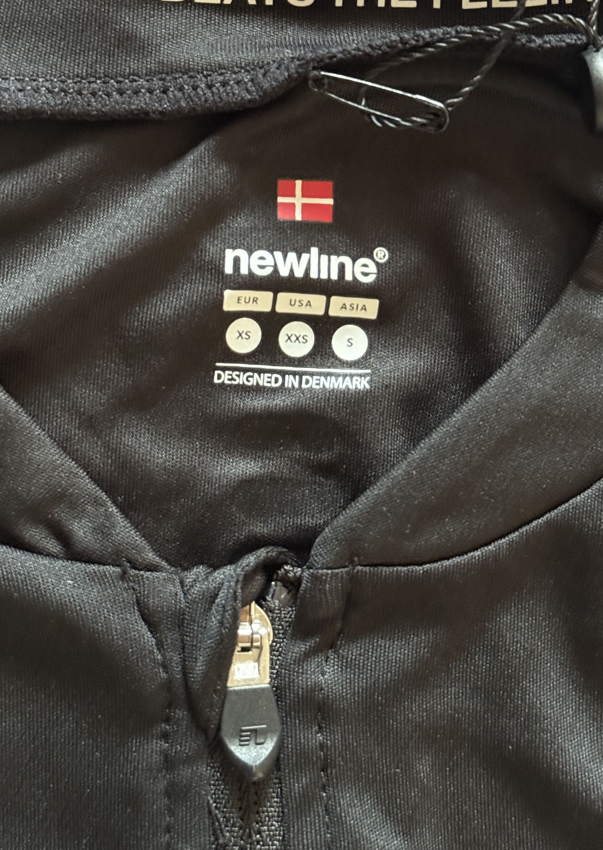 Newline NEWLINE WOMENS CORE BIKE JERSEY BLACK Size XS / US 0-2 / IT 36-38 - 2 Thumbnail