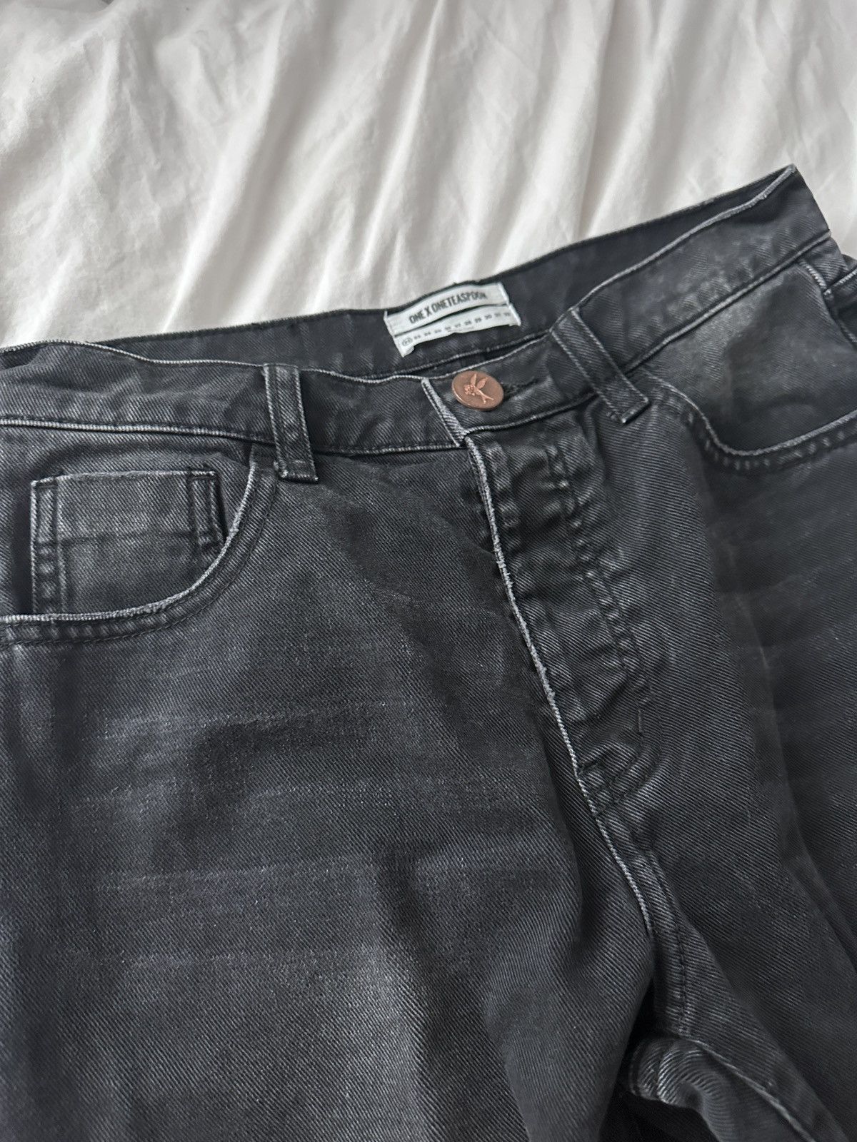 One Teaspoon One x Teaspoon Faded Black Ripped straight Trucker jeans Size 22" - 3 Thumbnail