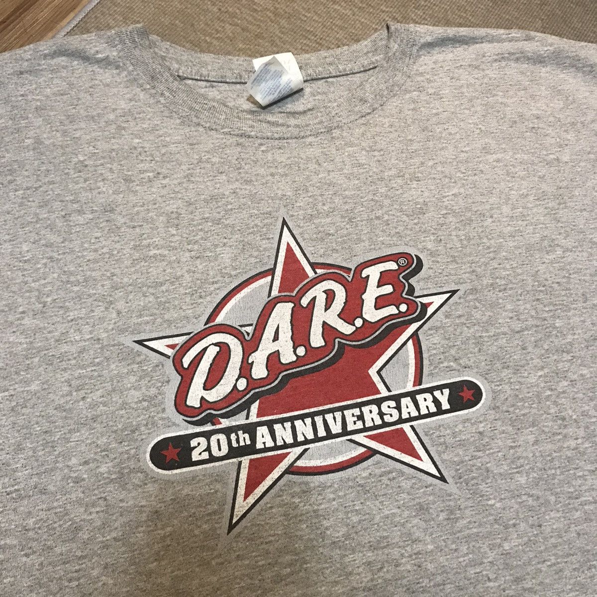 D.A.R.E × Vintage VINTAGE D.A.R.E 20th ANNIVERSARY RARE TEE 00s Size US XL / EU 56 / 4 - 2 Thumbnail