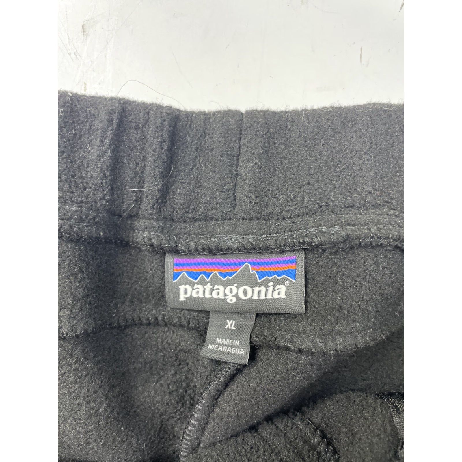 Patagonia Patagonia Slim Synchilla Fleece Pants Men's XL Black 56676 Size US 36 / EU 52 - 5 Thumbnail