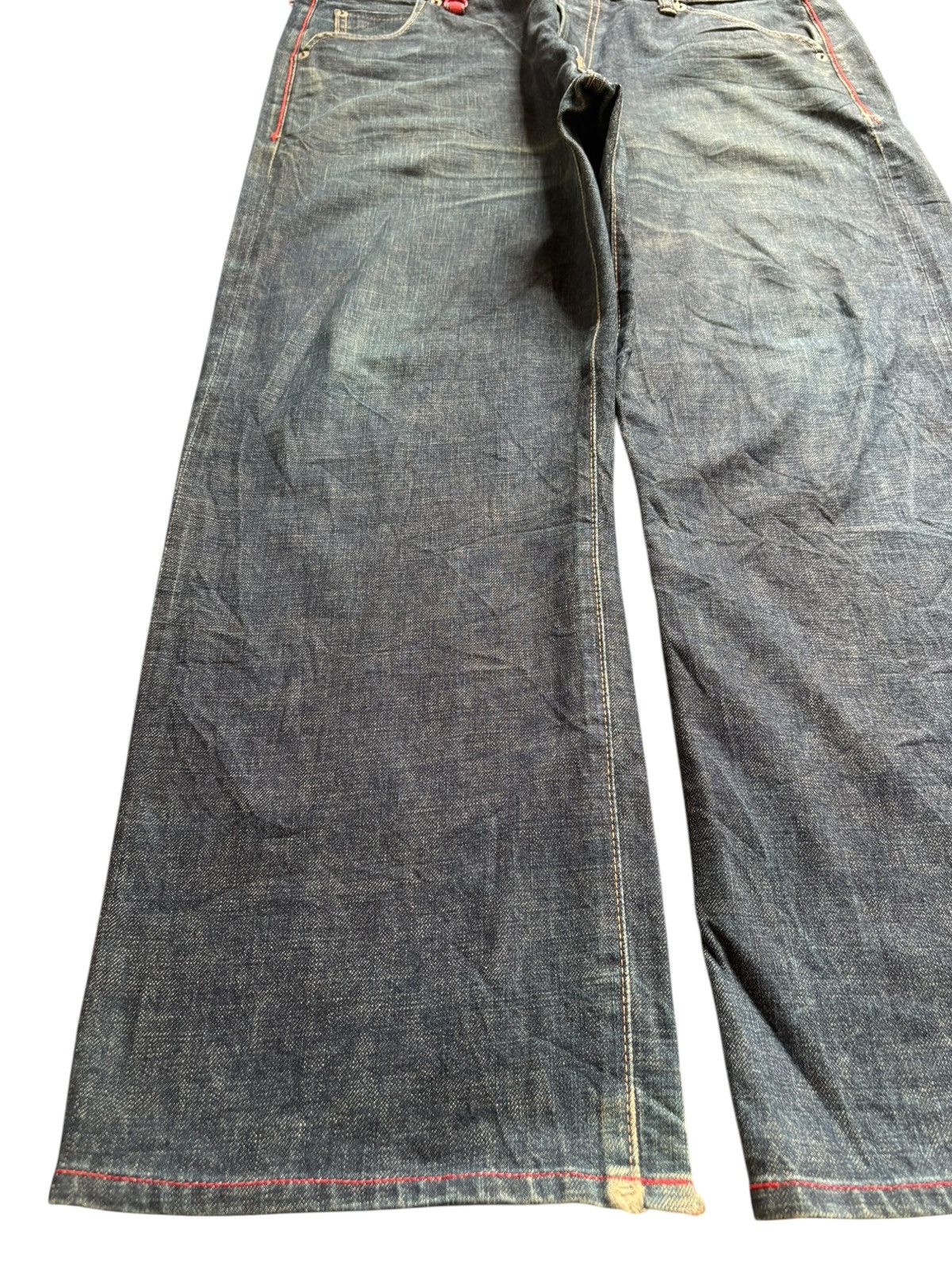 Designer × Japanese Brand Vintage Japanese Brand Blue Wash Loose Baggy Jeans Size US 37 - 7 Thumbnail
