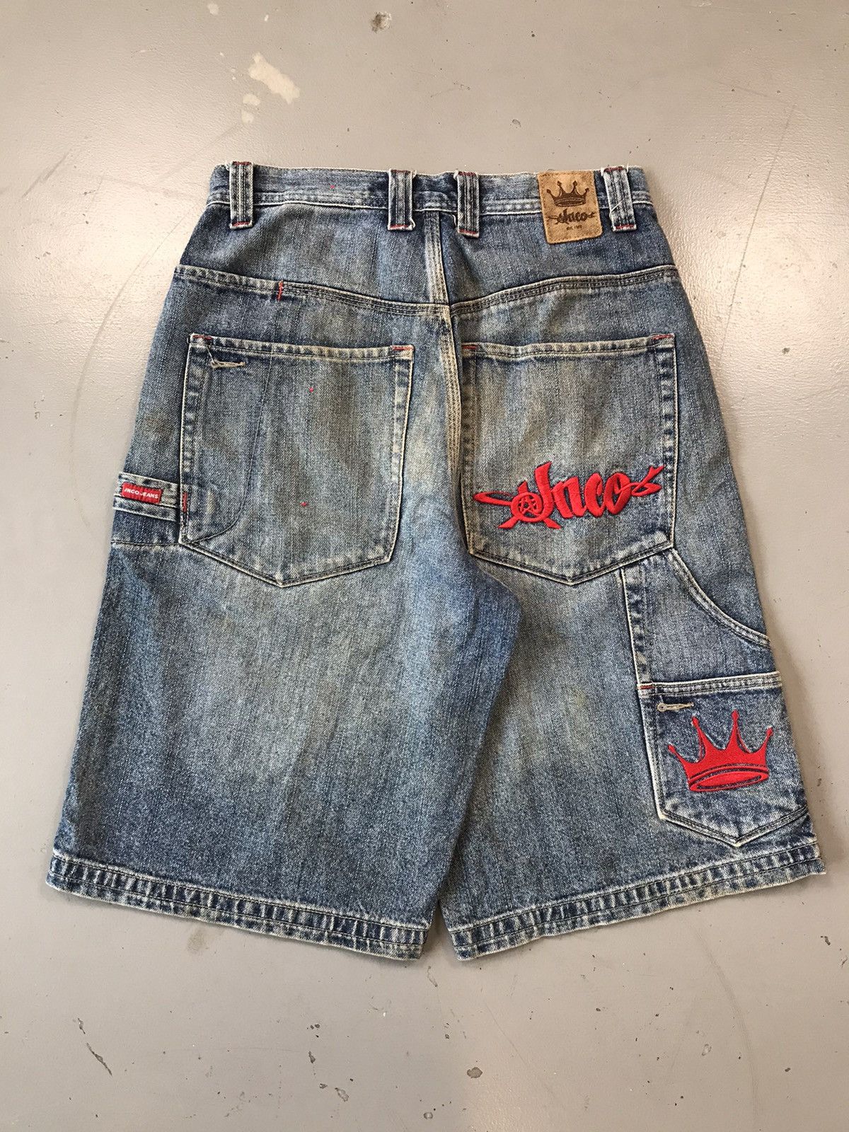 Vintage Jnco crown 👑 embroidered carpenter short